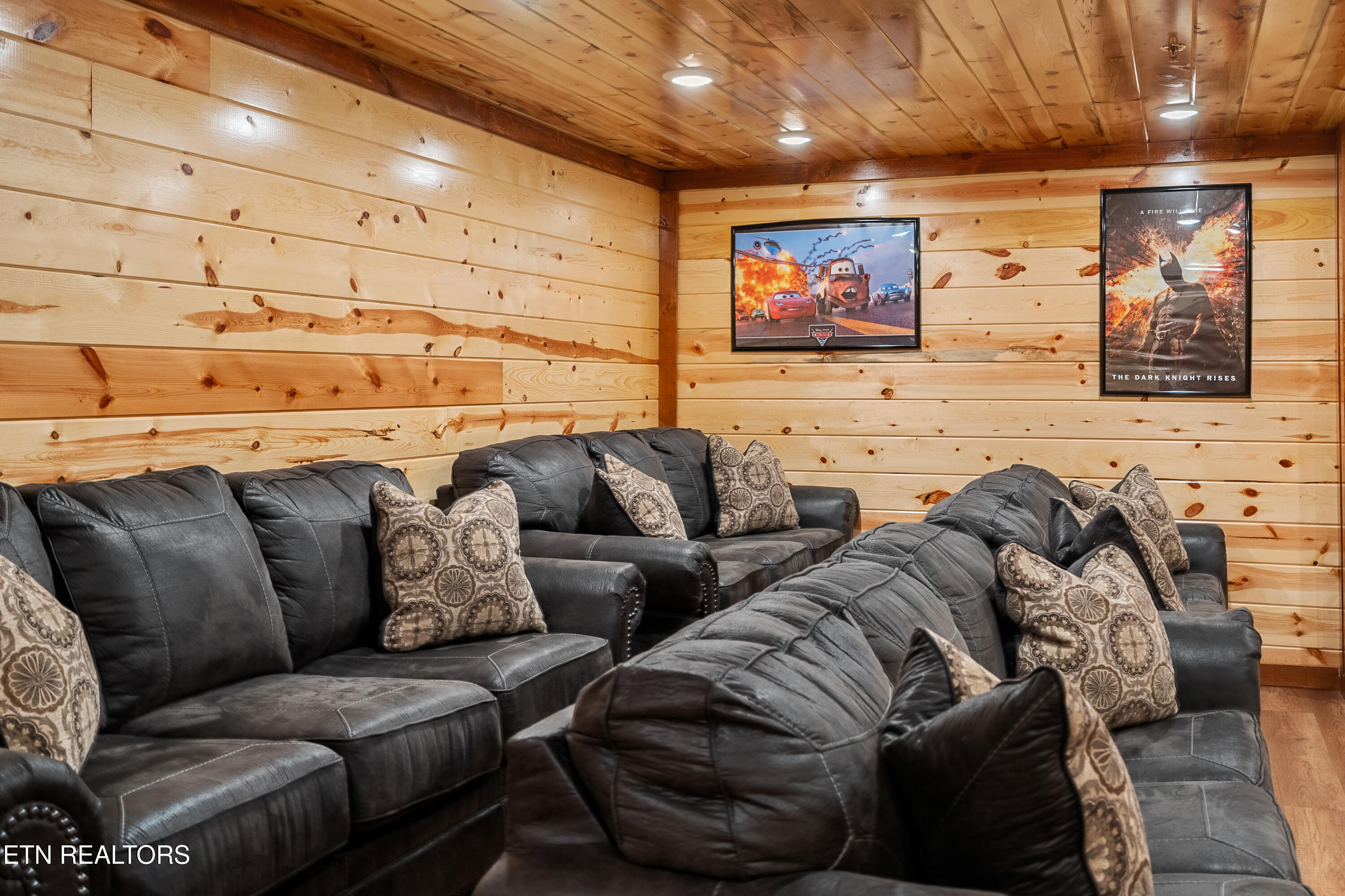 2864 Owens Rdg Way Sevierville TN 37876