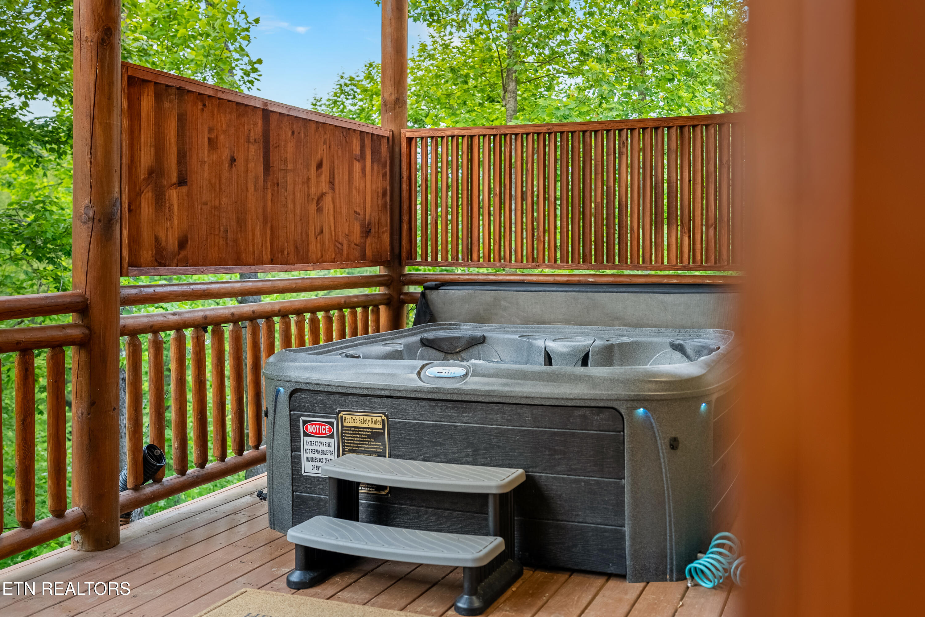 2864 Owens Rdg Way Sevierville TN 37876