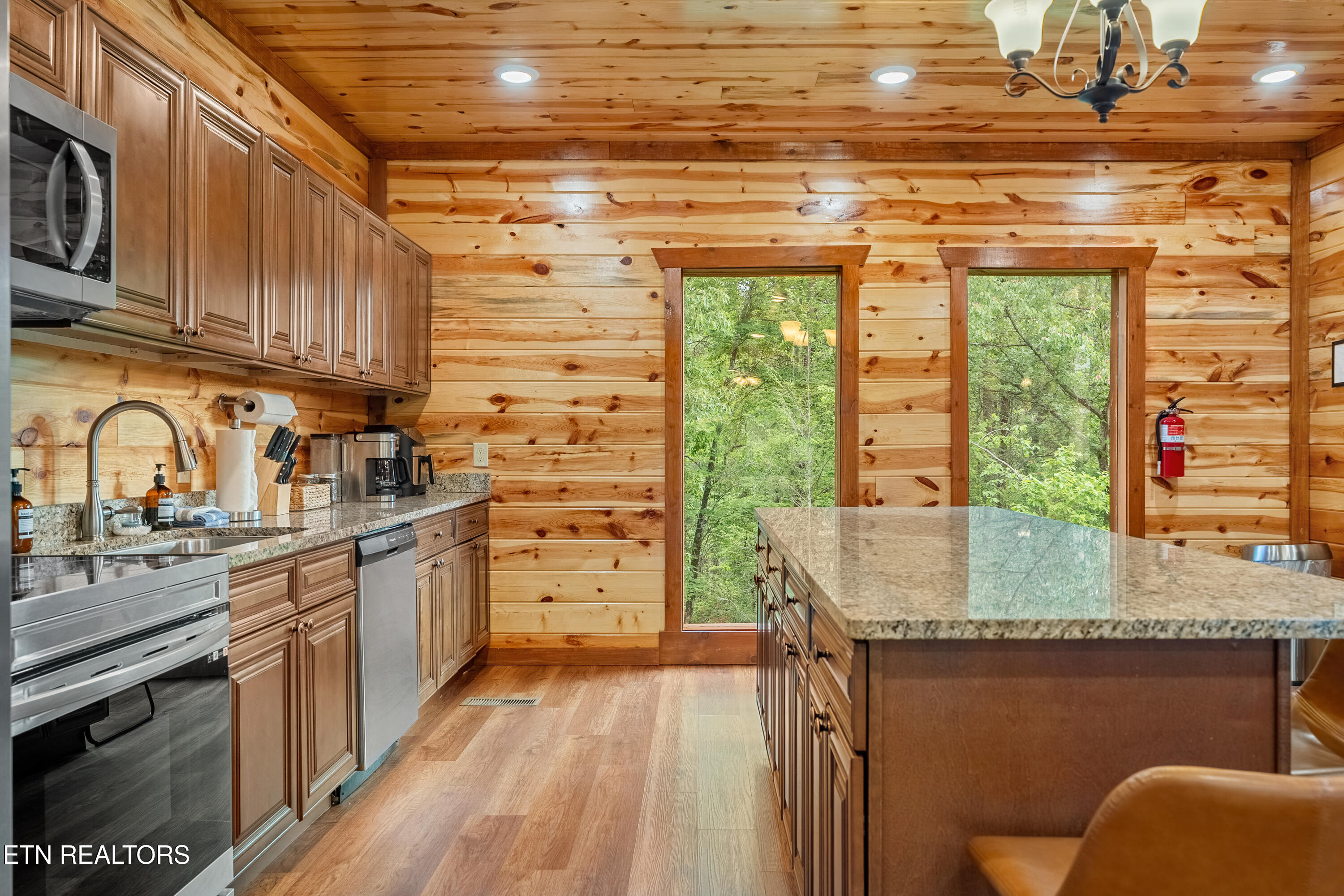 2864 Owens Rdg Way Sevierville TN 37876