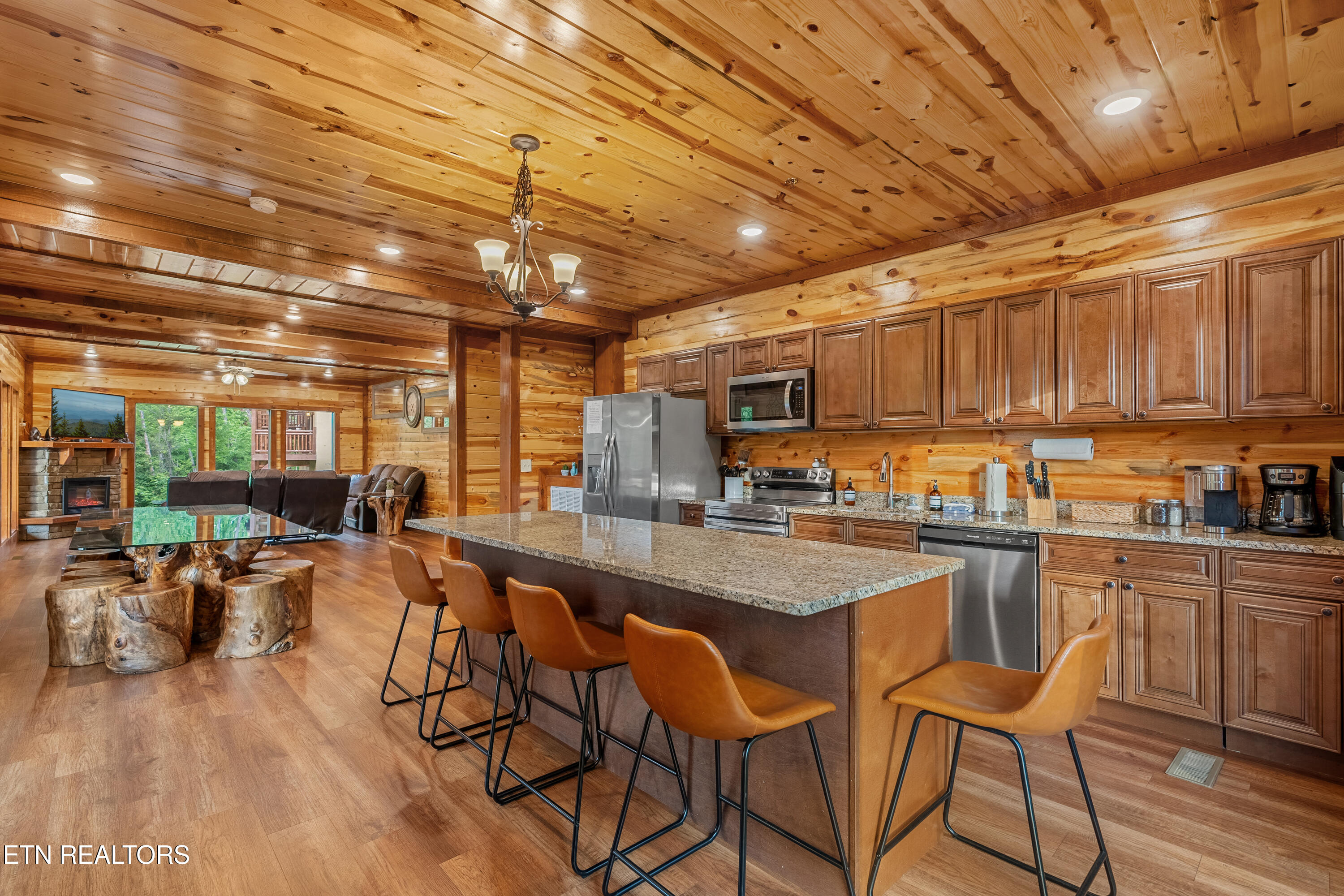 2864 Owens Rdg Way Sevierville TN 37876