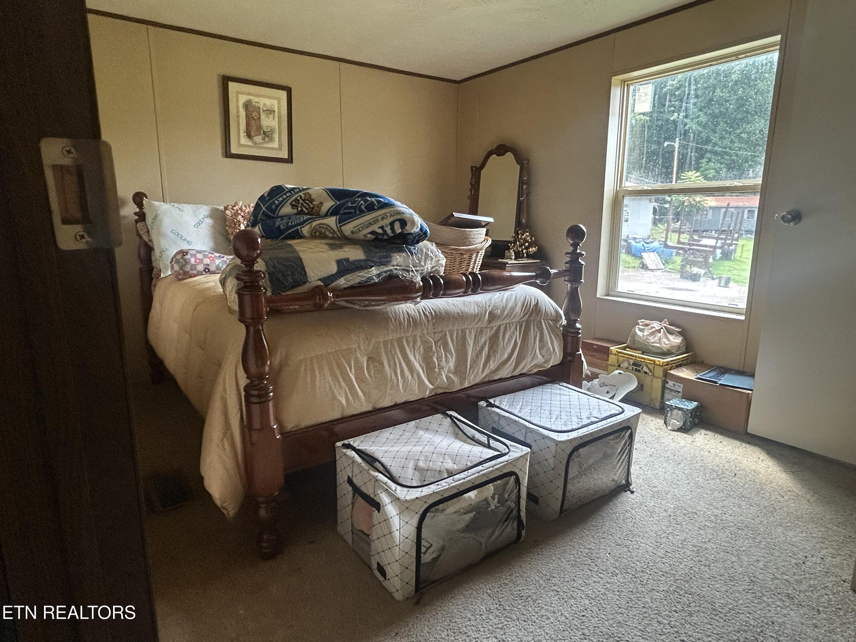 112 Stiner Shores Road Sharps Chapel TN 37866