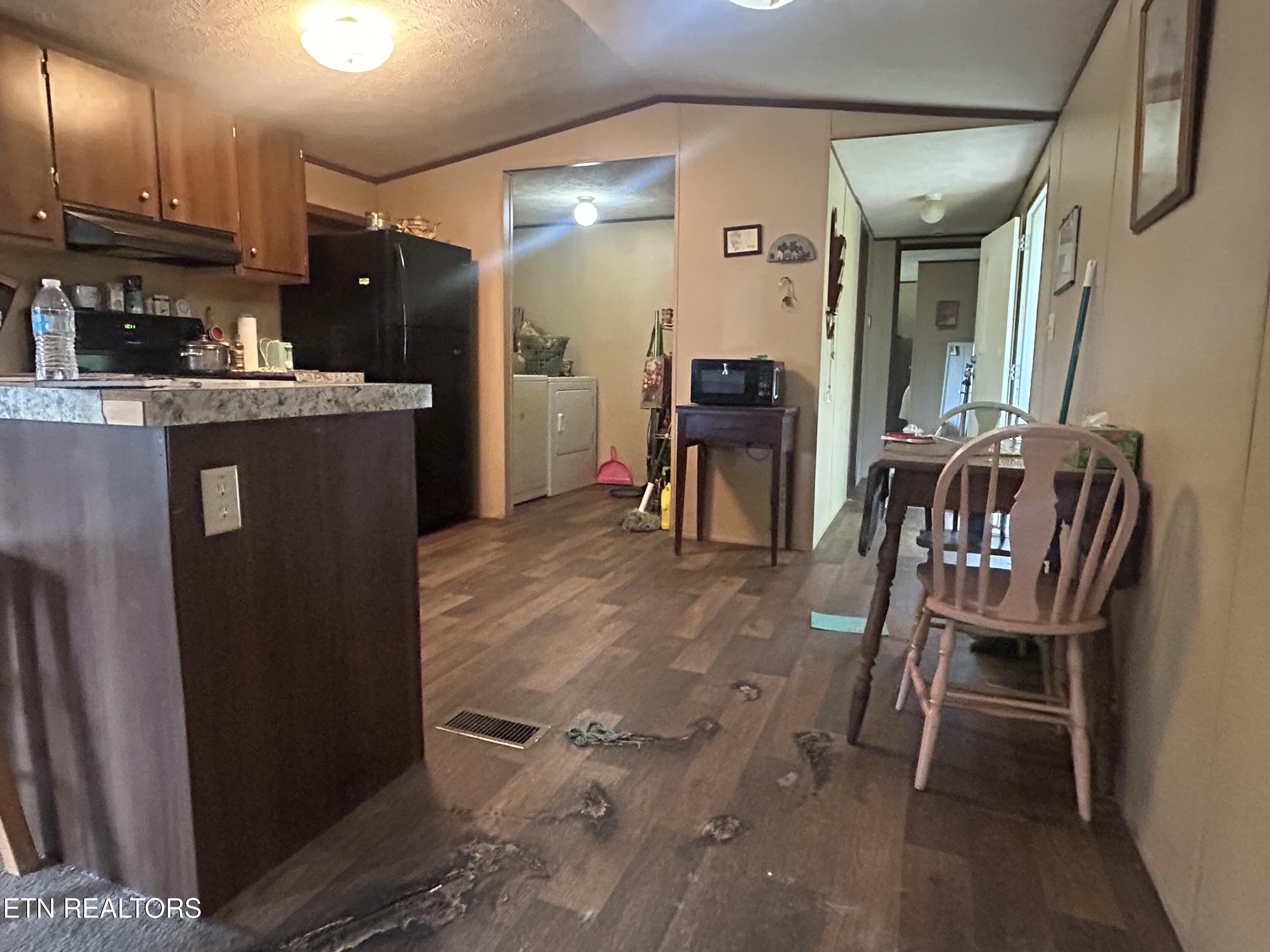 112 Stiner Shores Road Sharps Chapel TN 37866