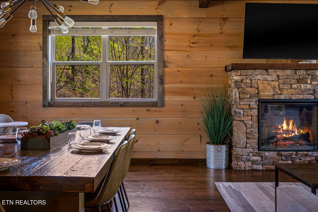 834 Pine Top Lane Gatlinburg TN 37738