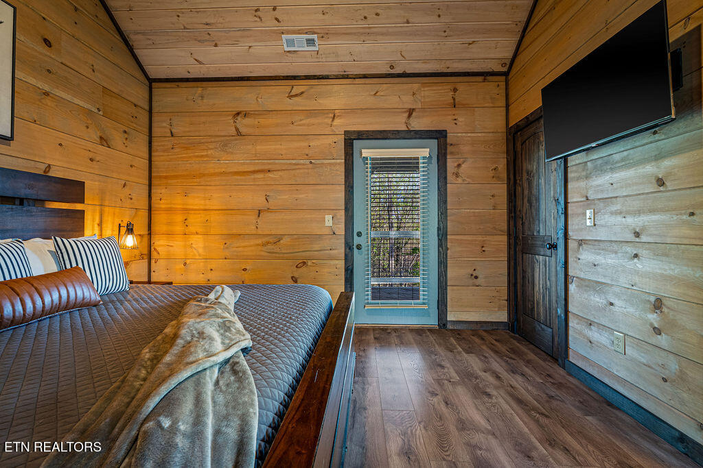 834 Pine Top Lane Gatlinburg TN 37738