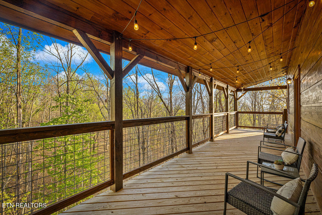 834 Pine Top Lane Gatlinburg TN 37738