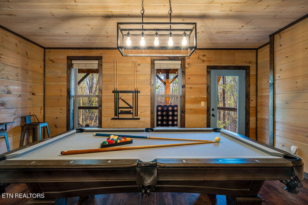 834 Pine Top Lane Gatlinburg TN 37738