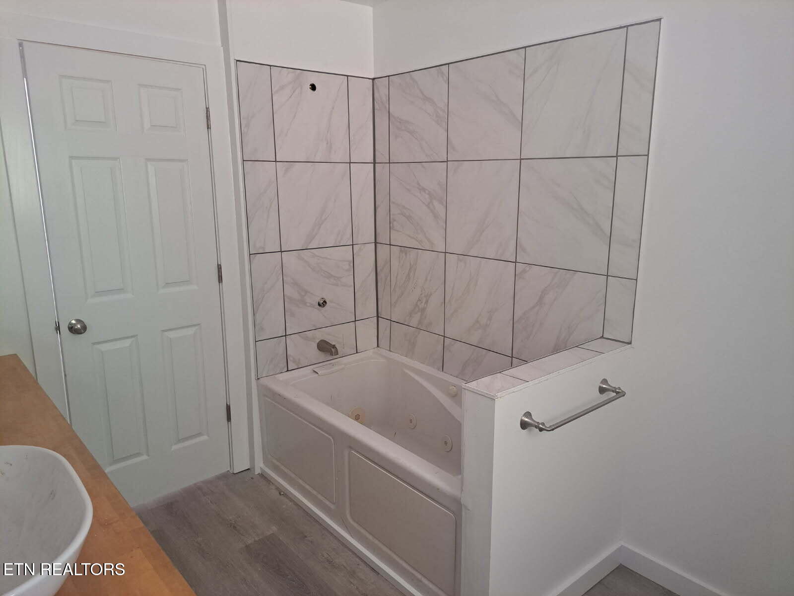 3525 Norris Freeway Heiskell TN 37754