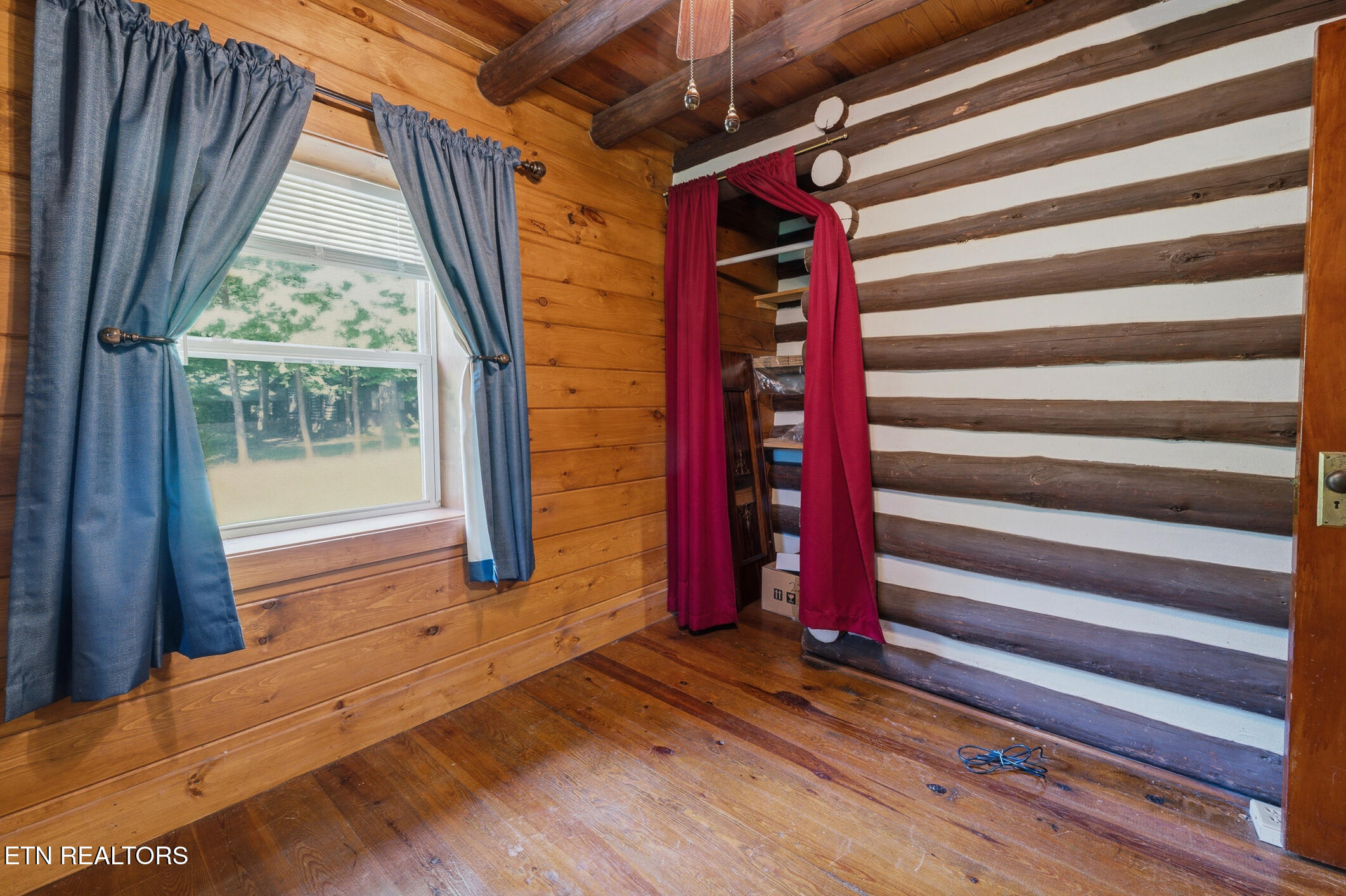 848 Holston Drive Gatlinburg TN 37738