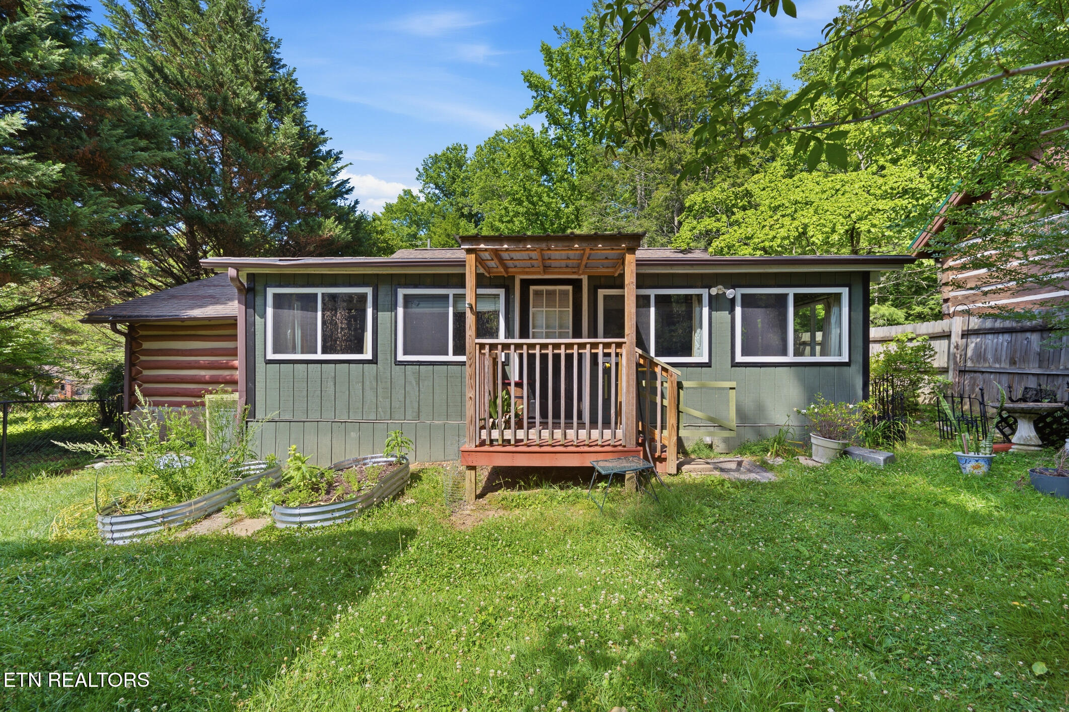 848 Holston Drive Gatlinburg TN 37738
