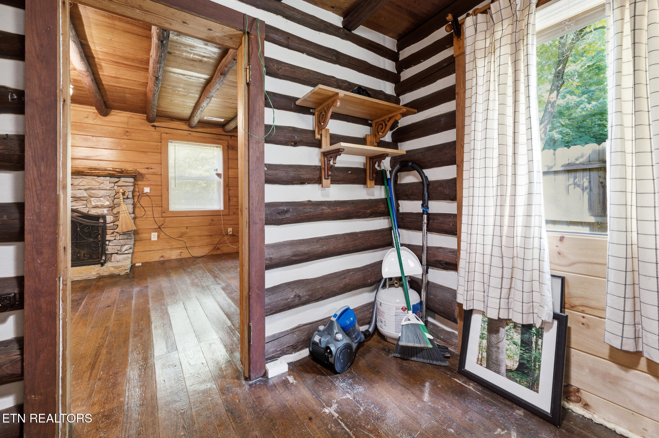 848 Holston Drive Gatlinburg TN 37738