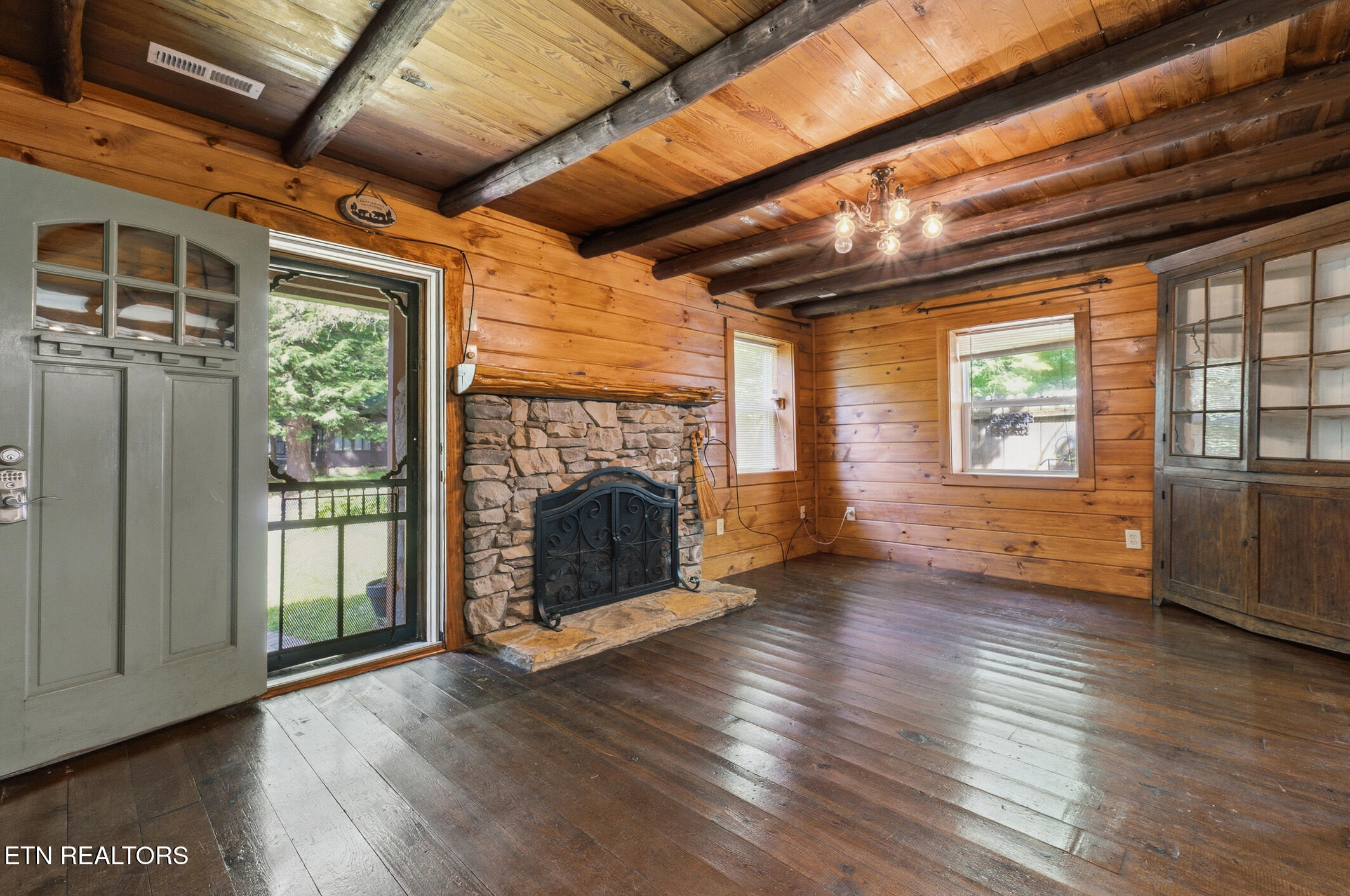848 Holston Drive Gatlinburg TN 37738