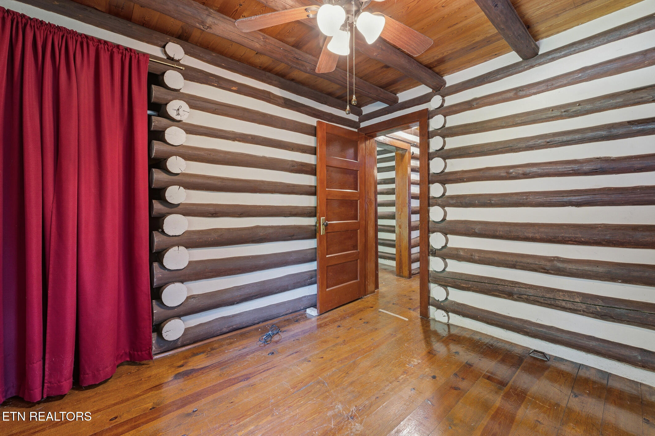 848 Holston Drive Gatlinburg TN 37738