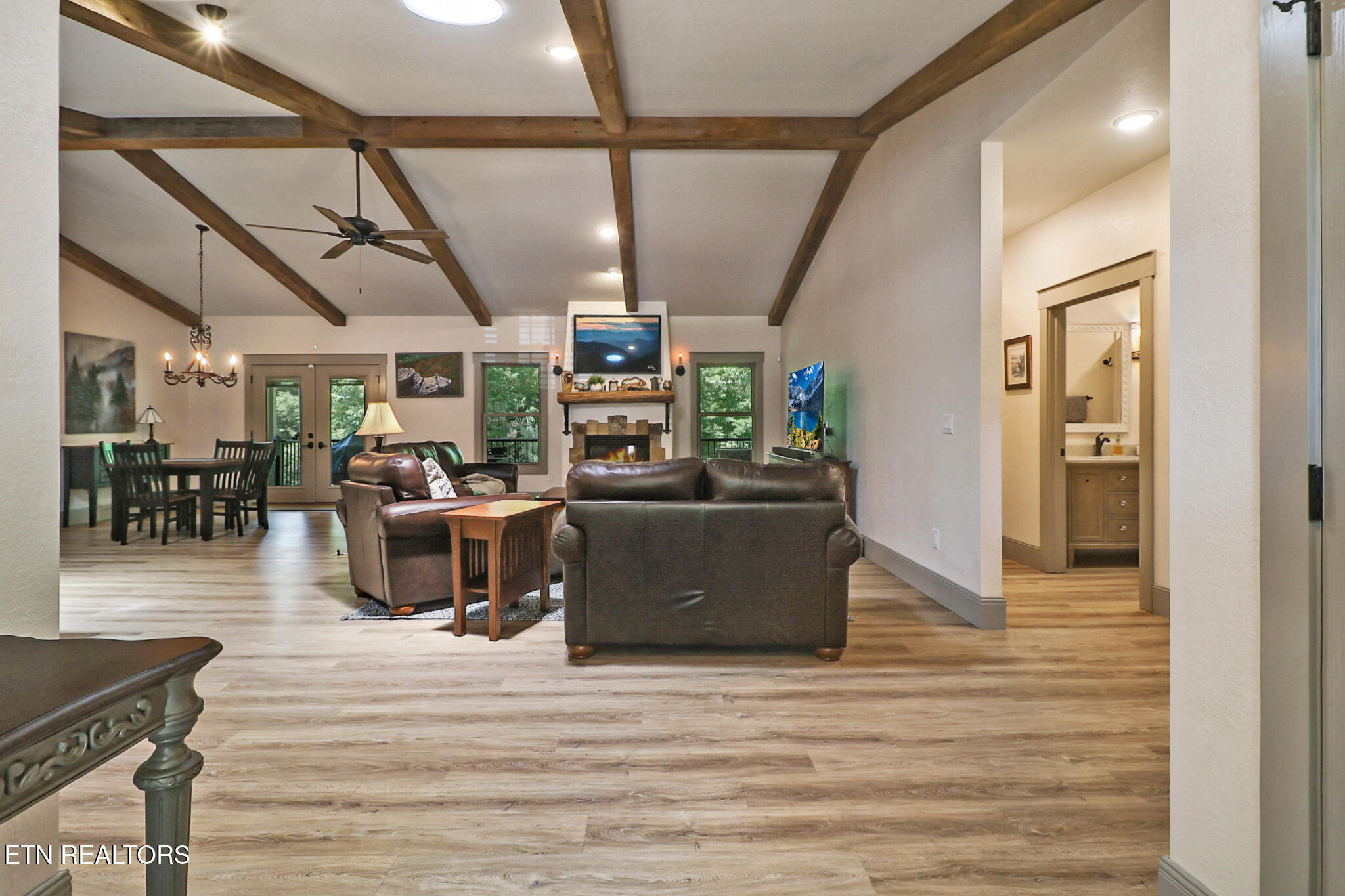 292 Crouch Branch Lane Allardt TN 38504