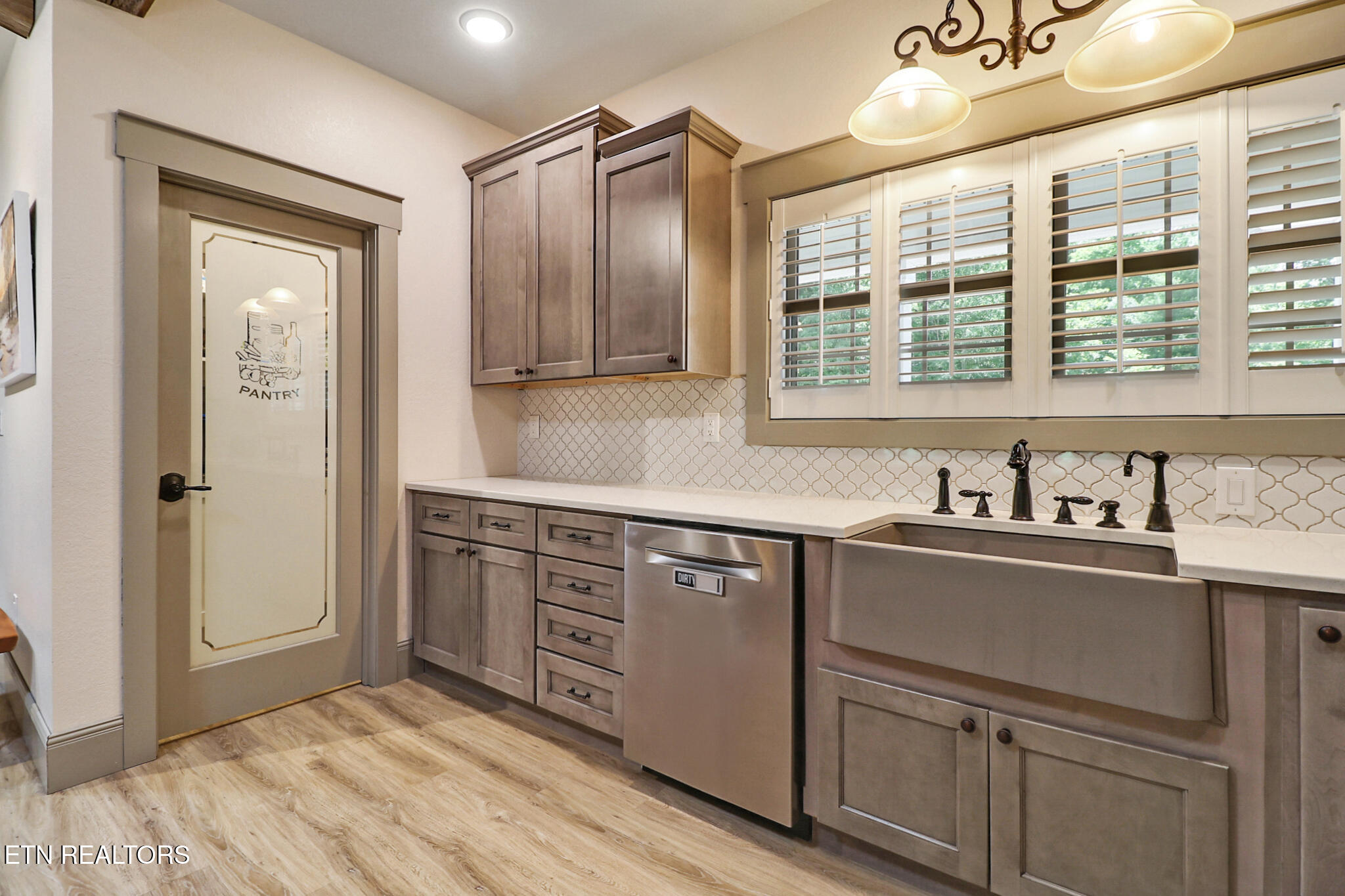 292 Crouch Branch Lane Allardt TN 38504