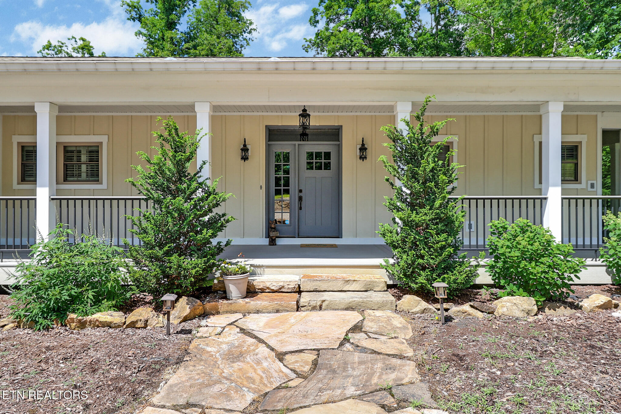 292 Crouch Branch Lane Allardt TN 38504
