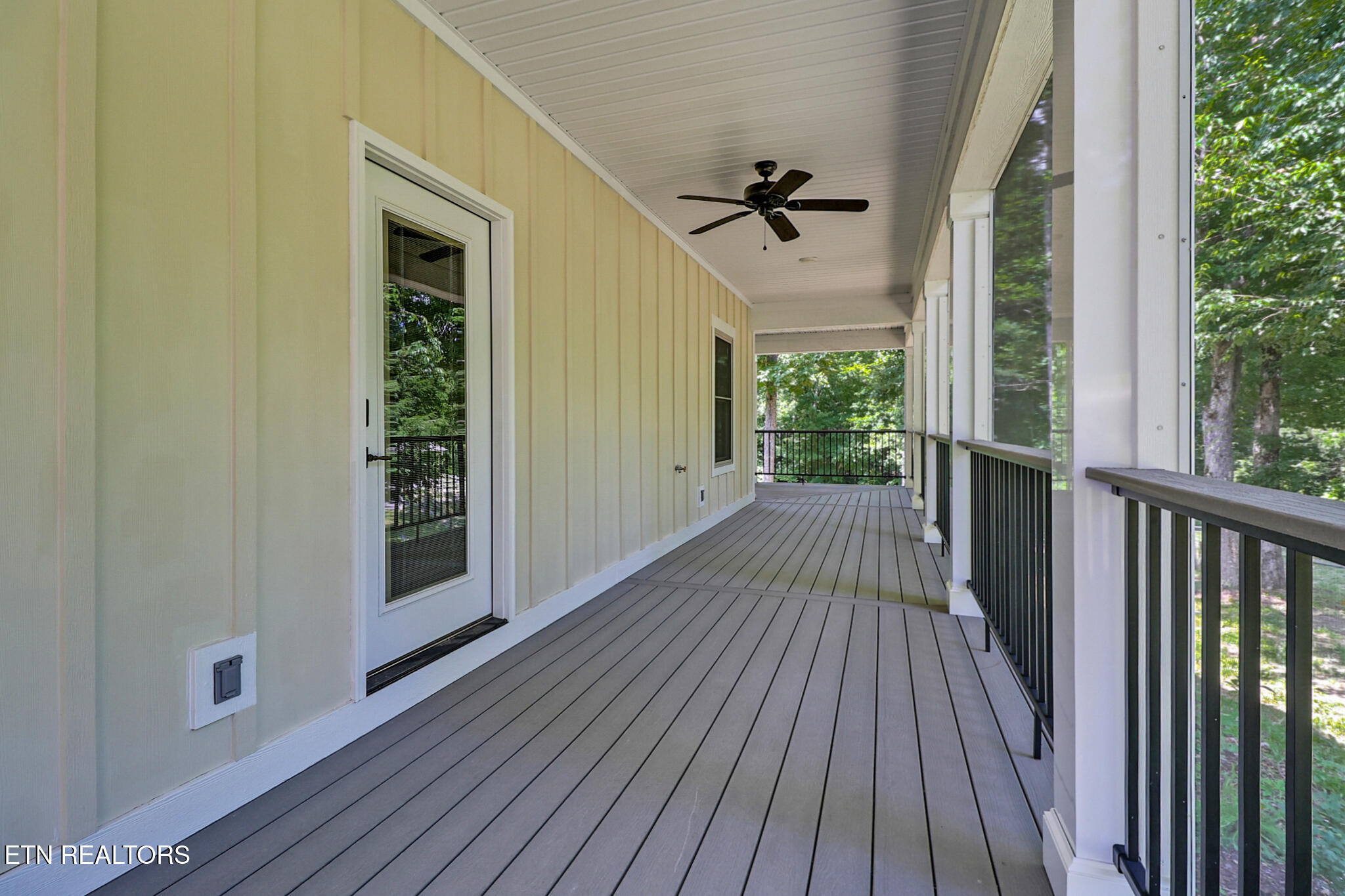 292 Crouch Branch Lane Allardt TN 38504