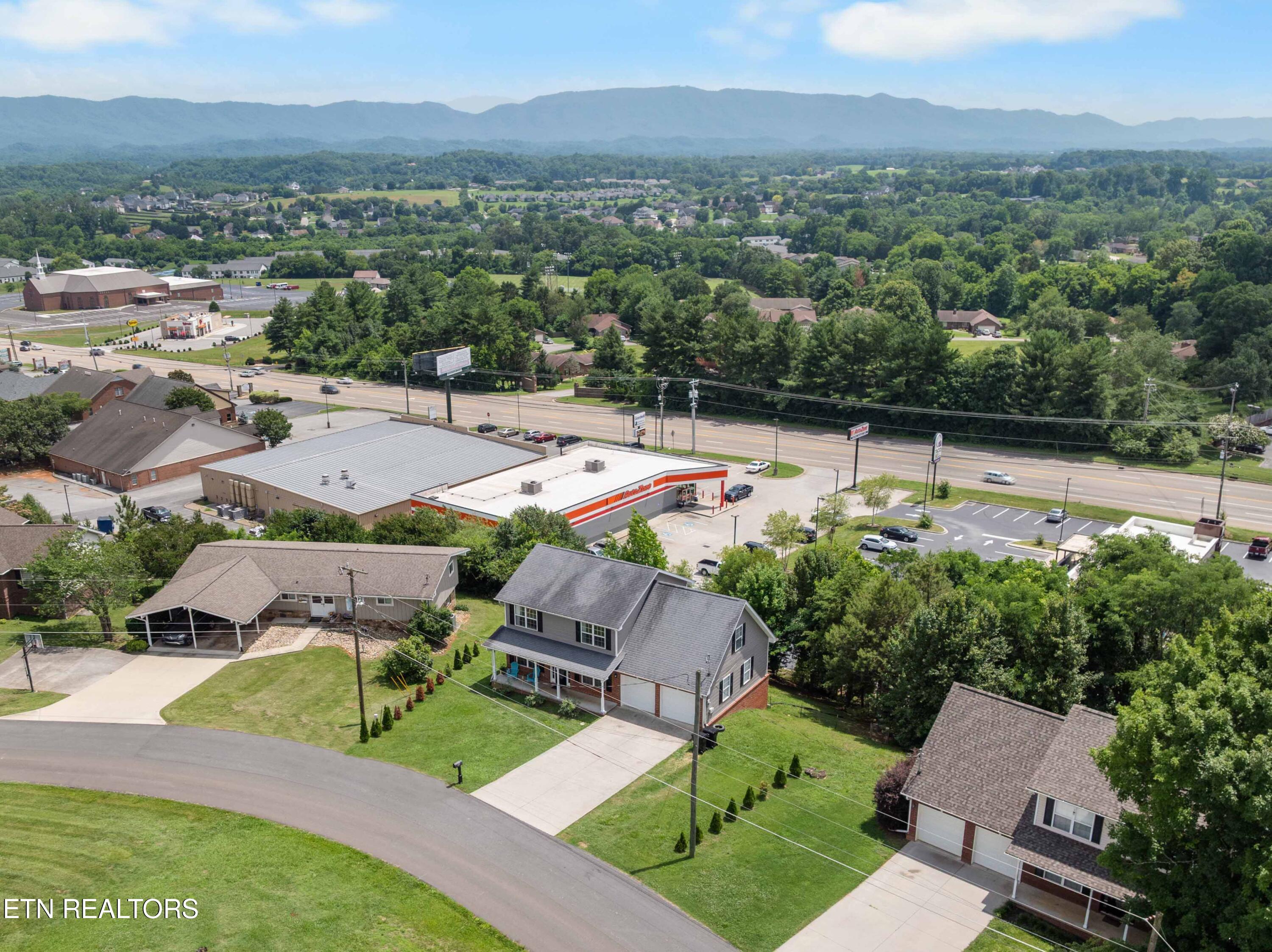 211 Cherokee Trail Seymour TN 37865