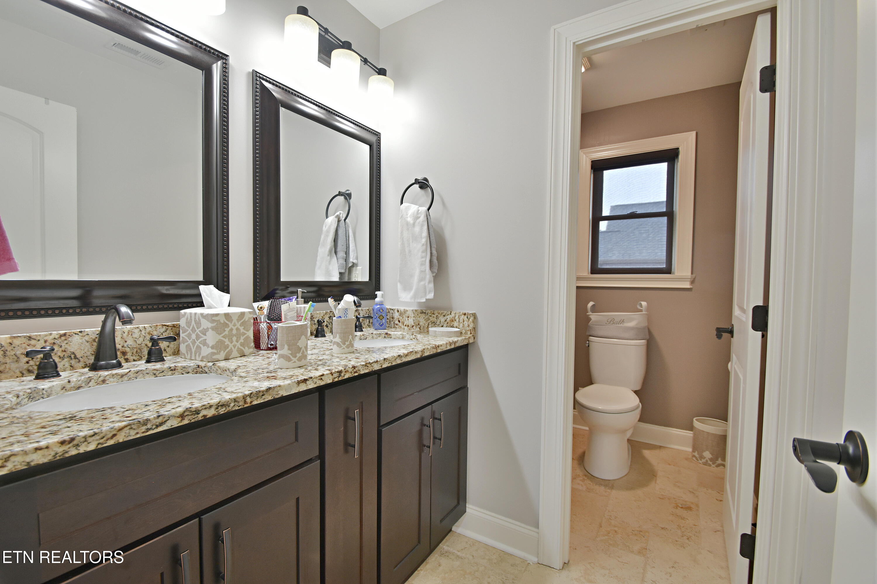 11957 Lakehurst Lane Knoxville TN 37934