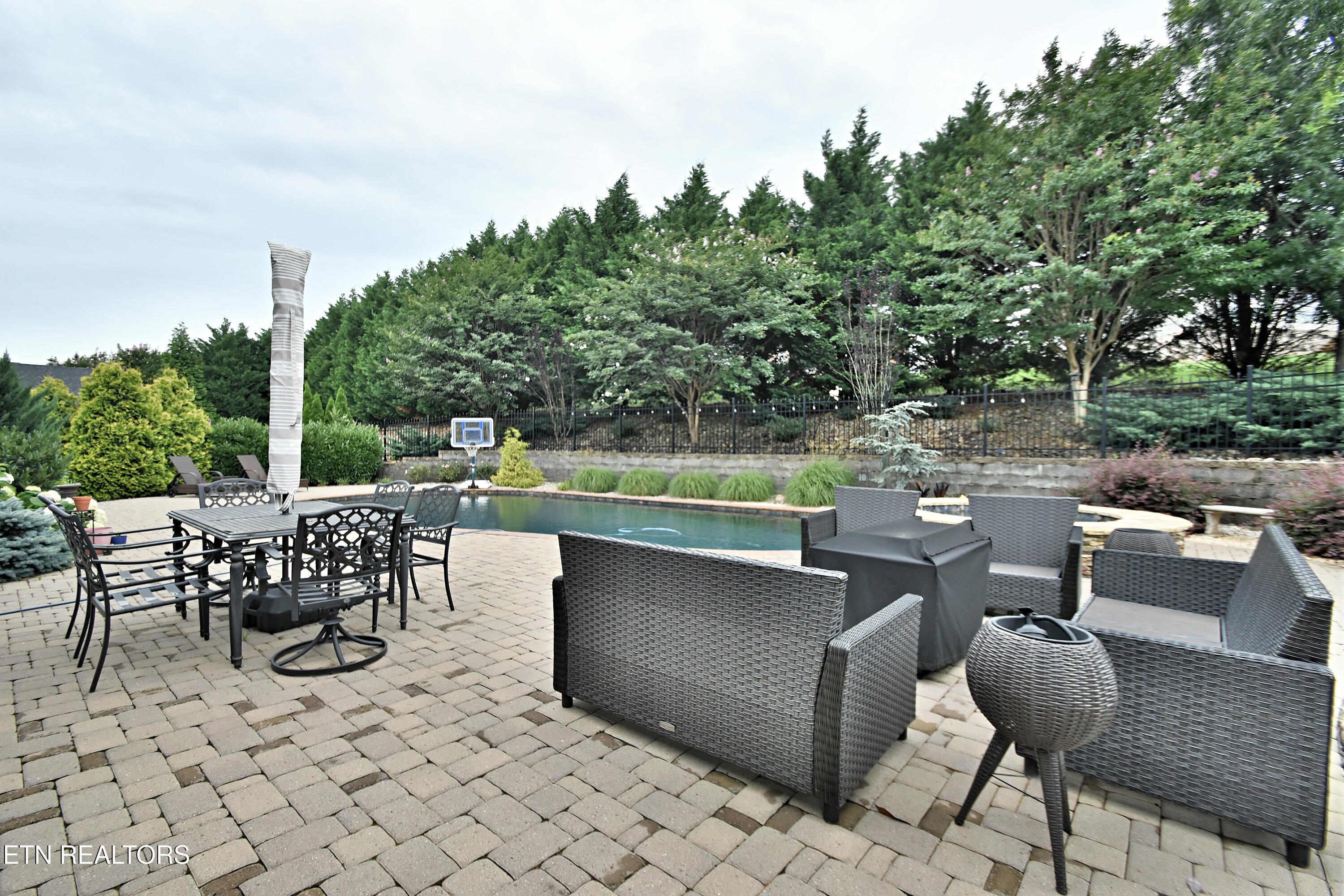 11957 Lakehurst Lane Knoxville TN 37934