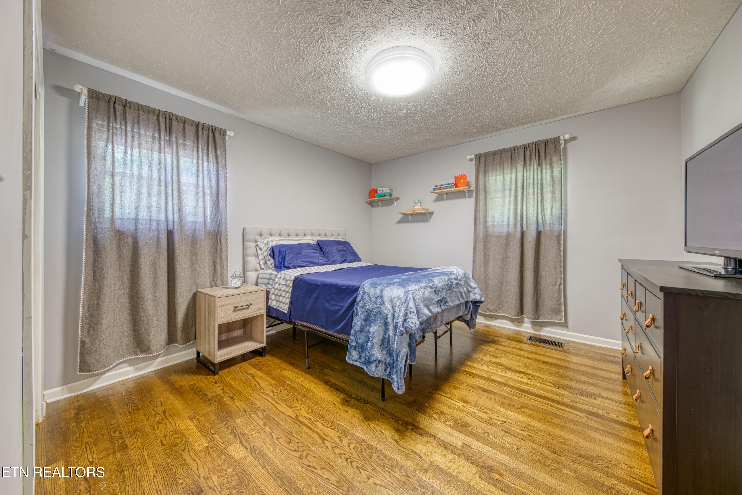 9212 Burchfield Drive Oak Ridge TN 37830