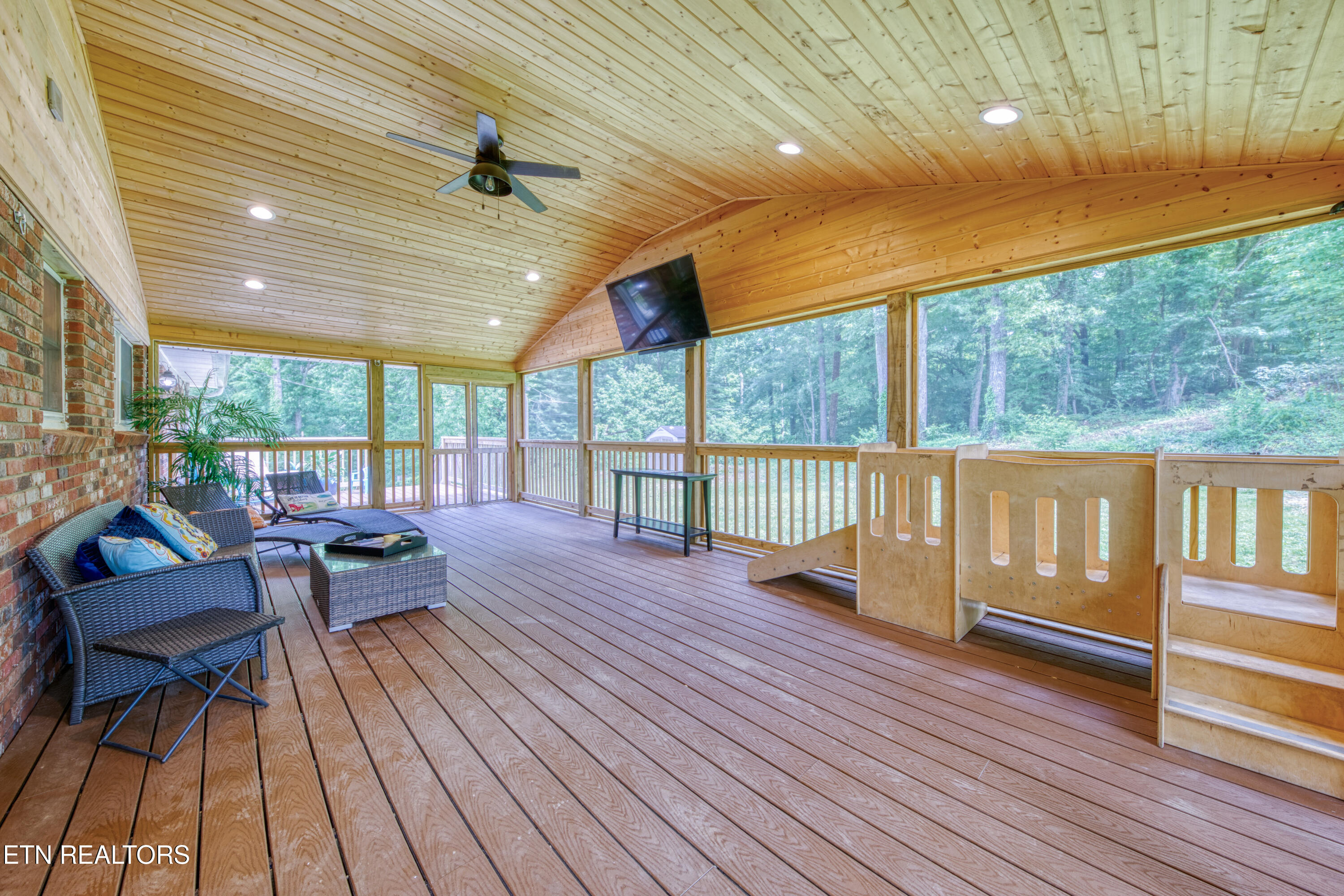 9212 Burchfield Drive Oak Ridge TN 37830