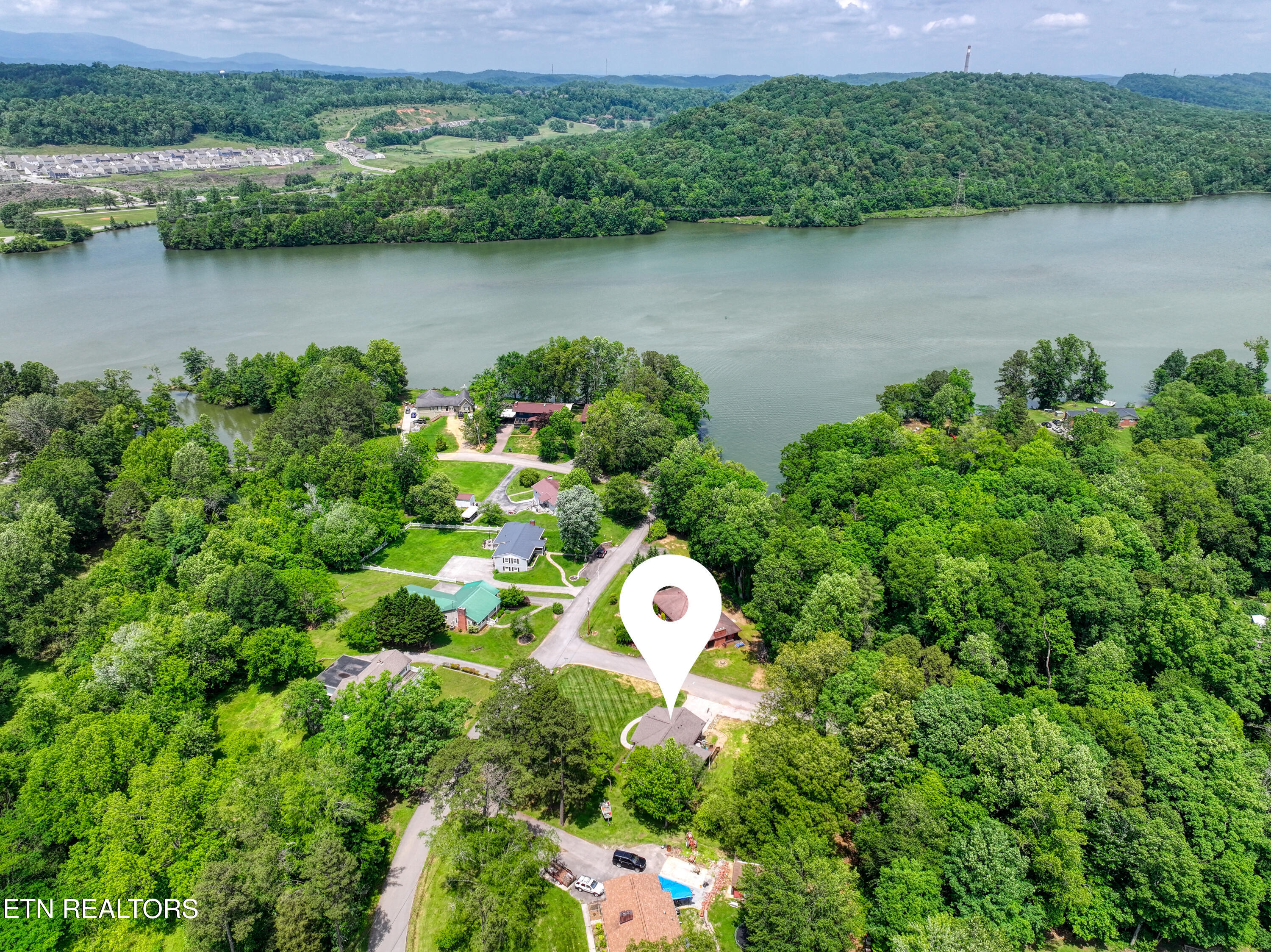 9212 Burchfield Drive Oak Ridge TN 37830