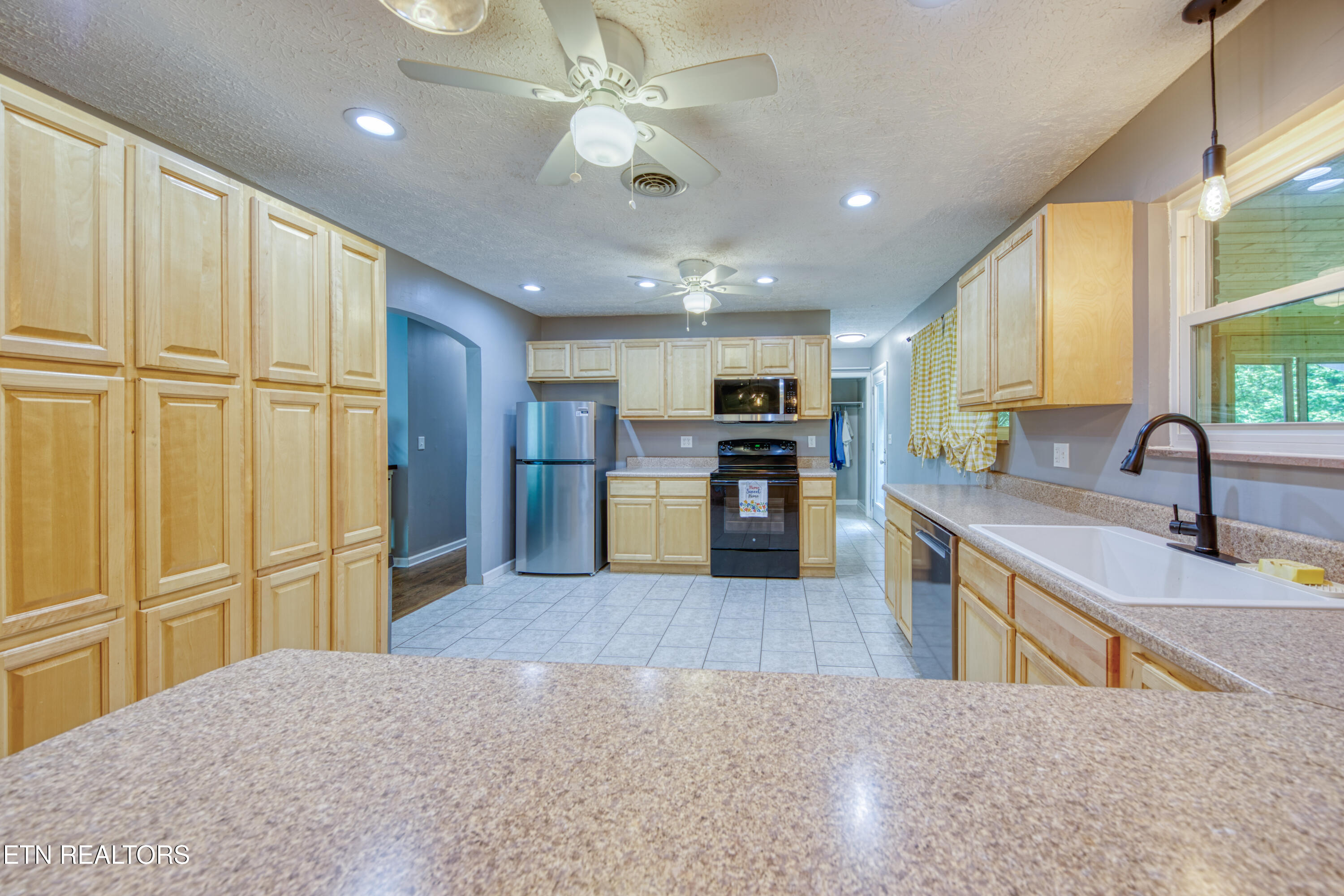 9212 Burchfield Drive Oak Ridge TN 37830