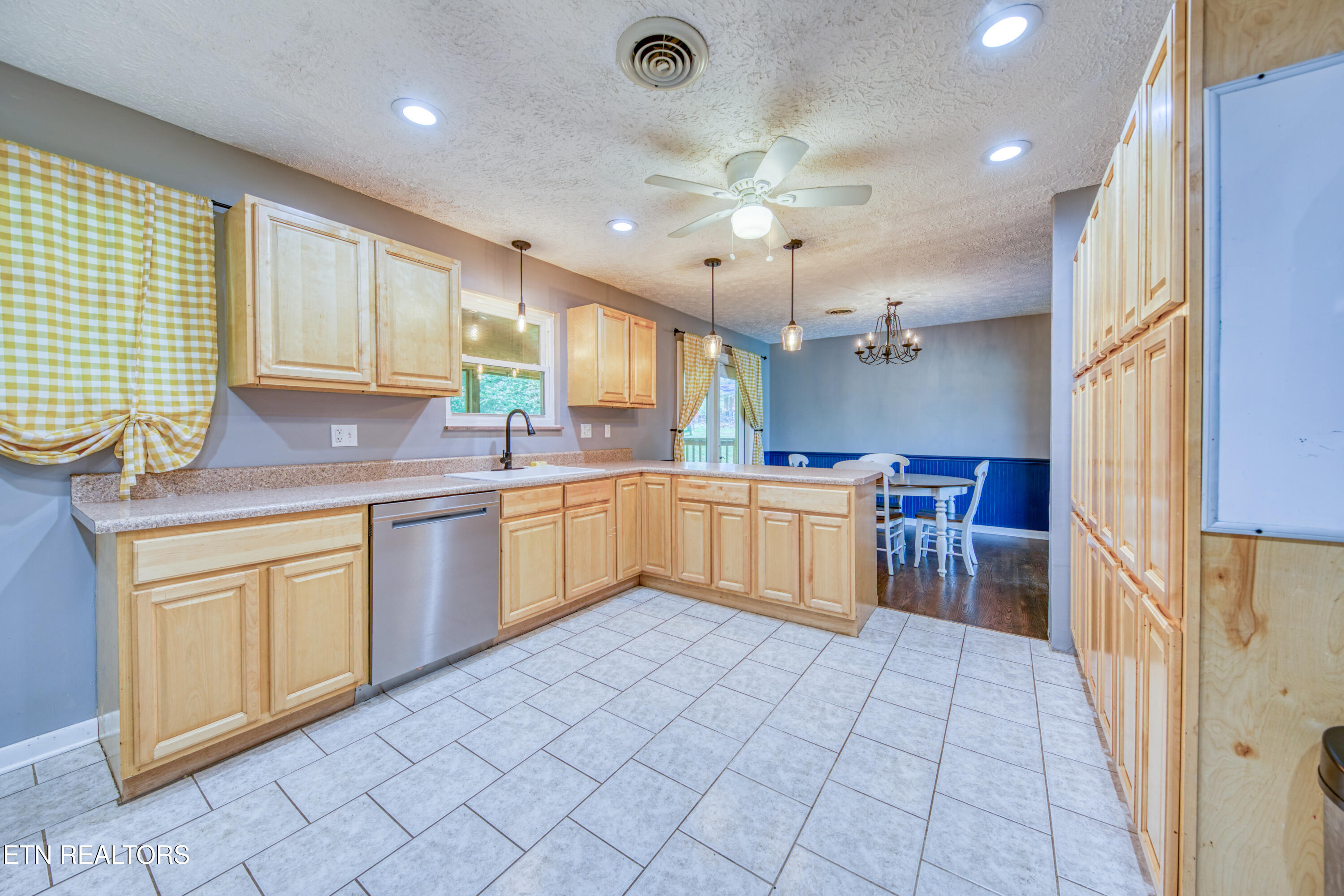9212 Burchfield Drive Oak Ridge TN 37830