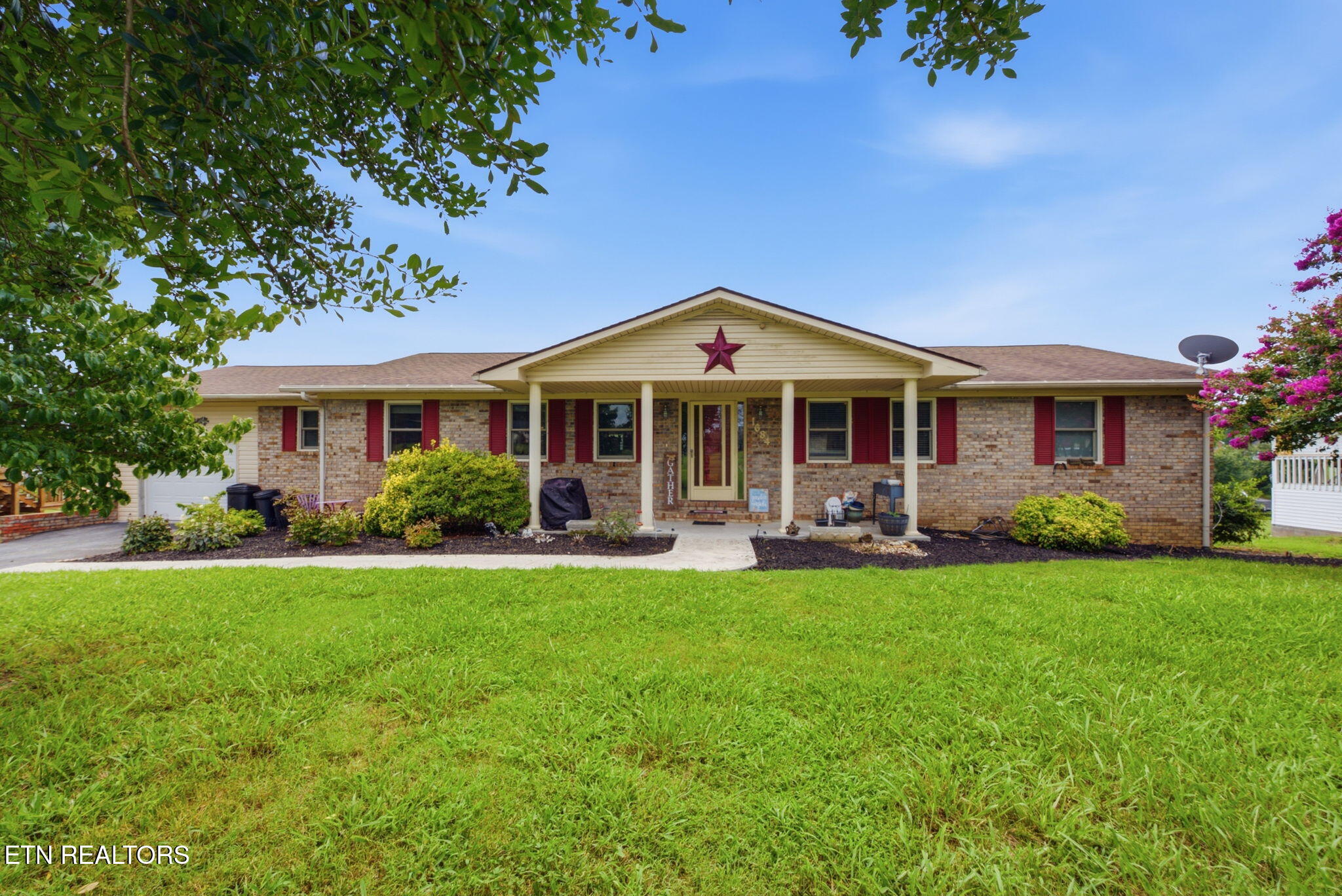 1684 Brookview Drive Dandridge TN 37725