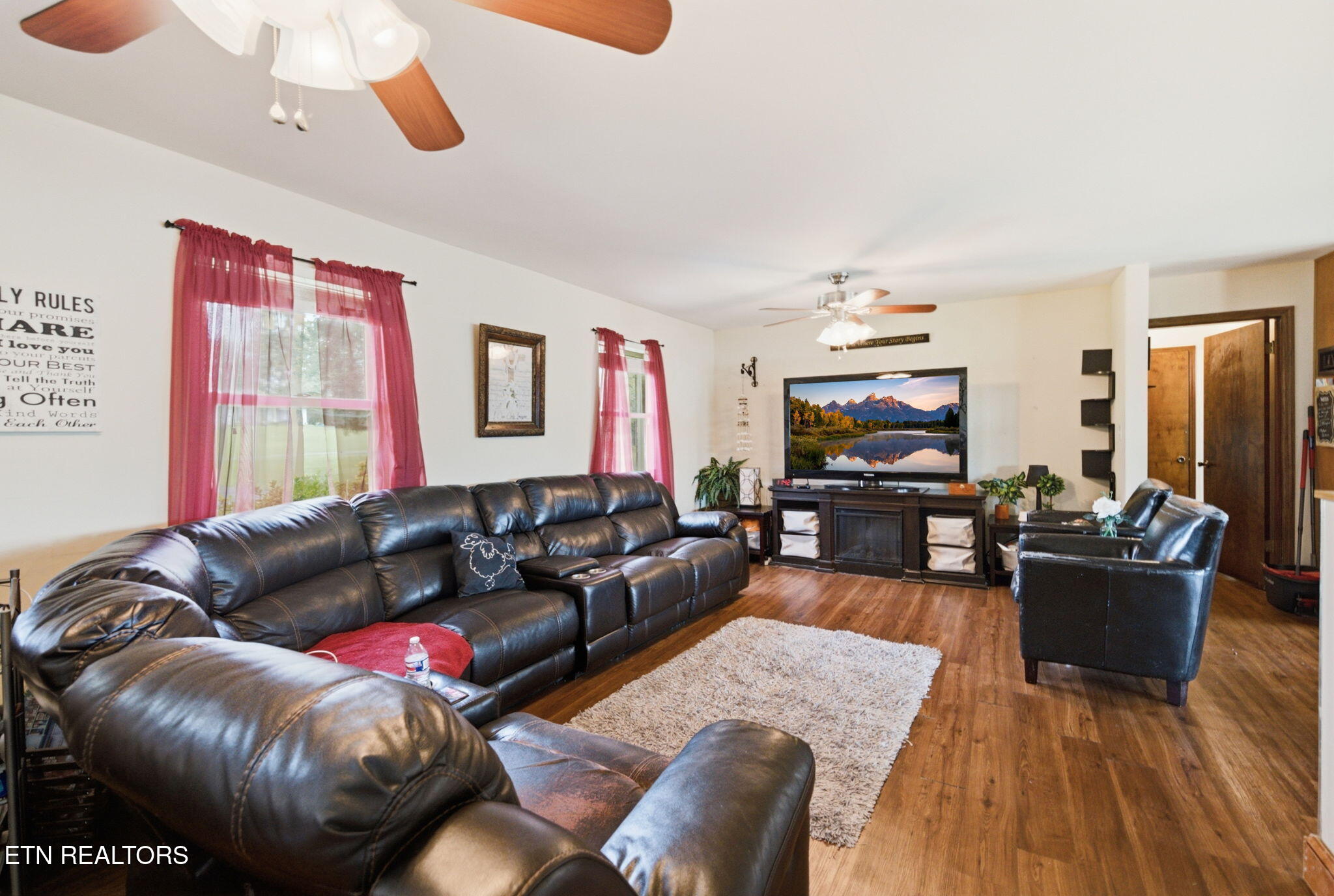 1684 Brookview Drive Dandridge TN 37725