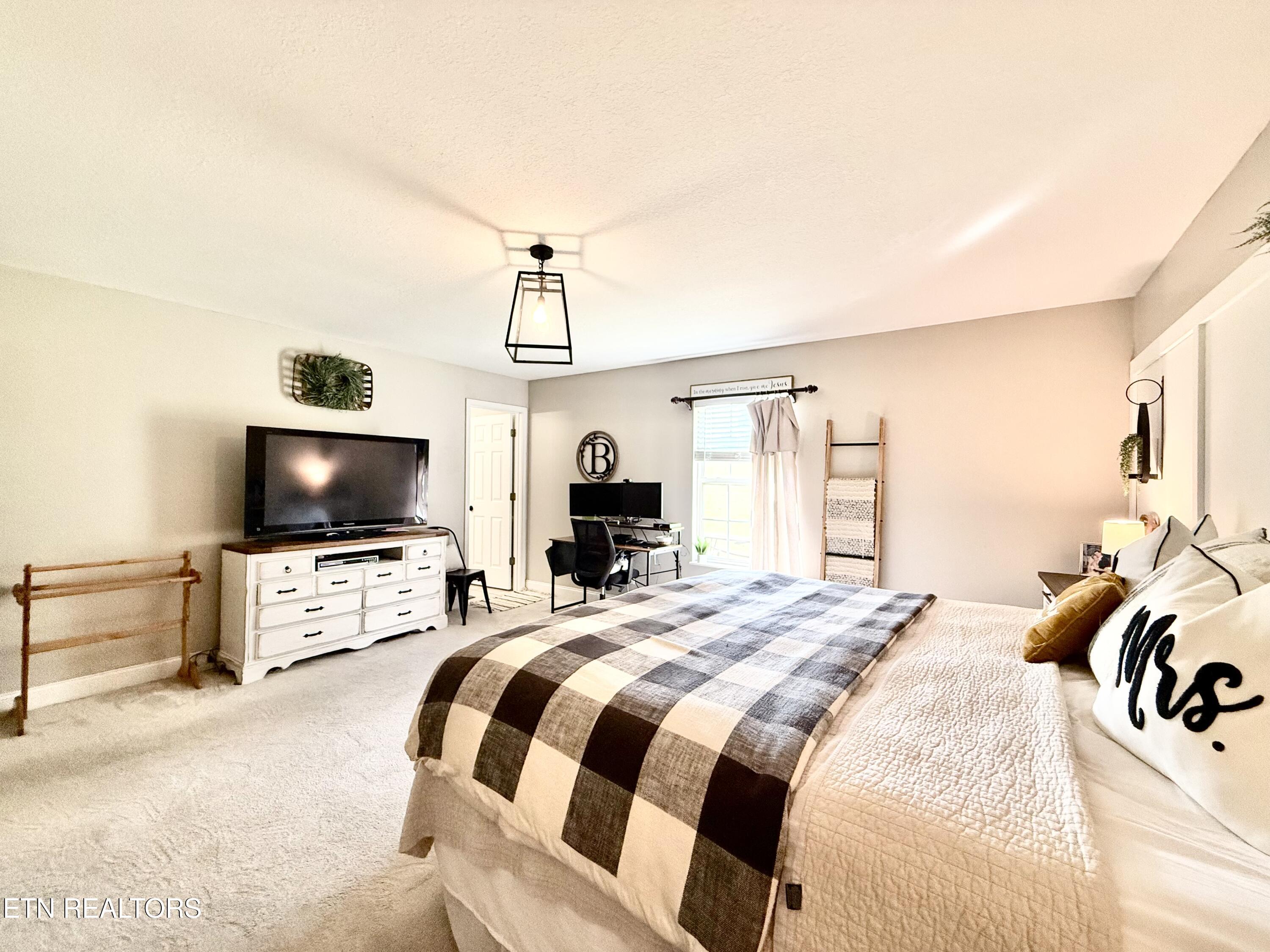 312 Bob Baribeau Drive Maryville TN 37801