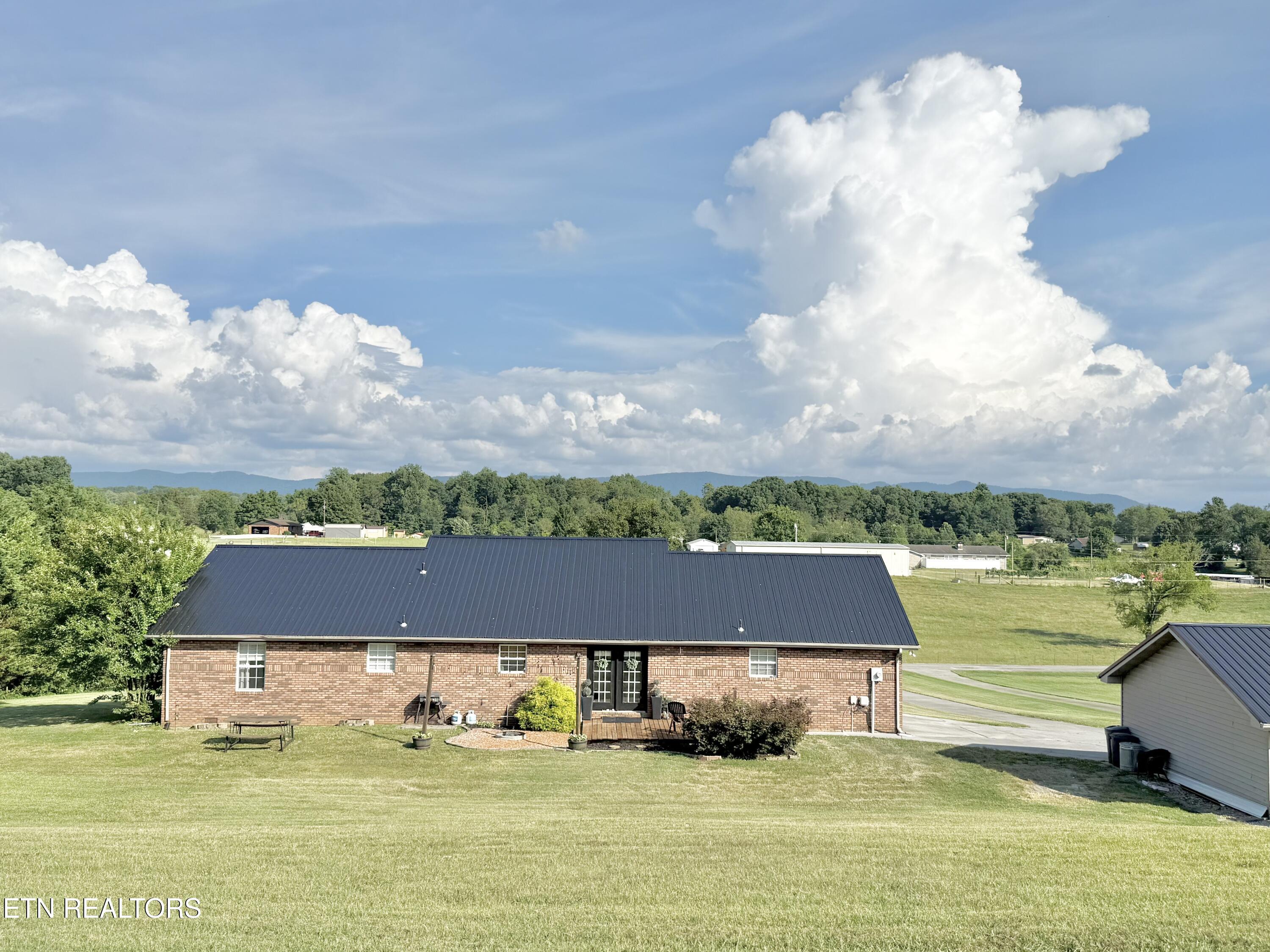 312 Bob Baribeau Drive Maryville TN 37801