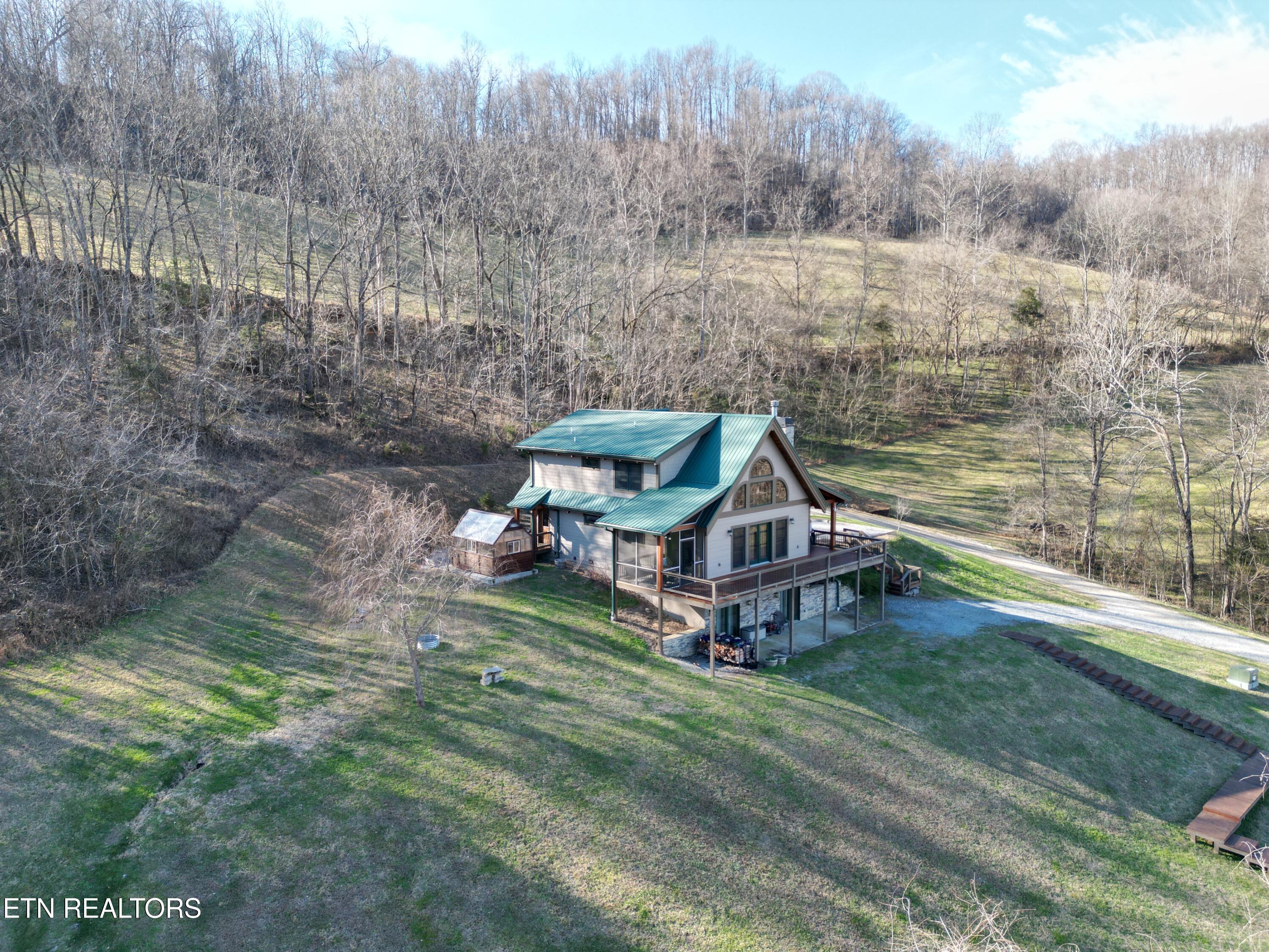 575 E Fork Road Whitleyville TN 38588