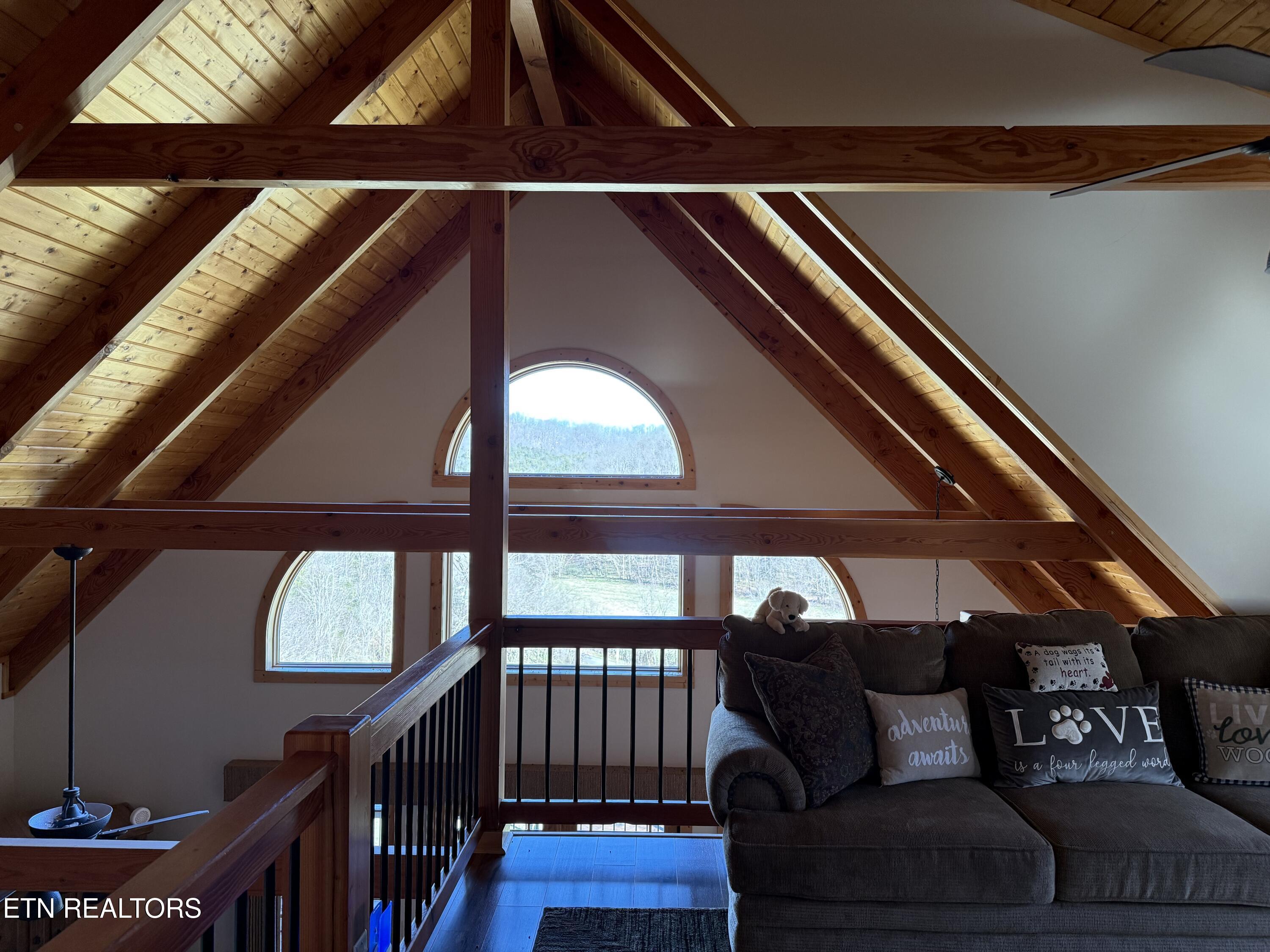 575 E Fork Road Whitleyville TN 38588