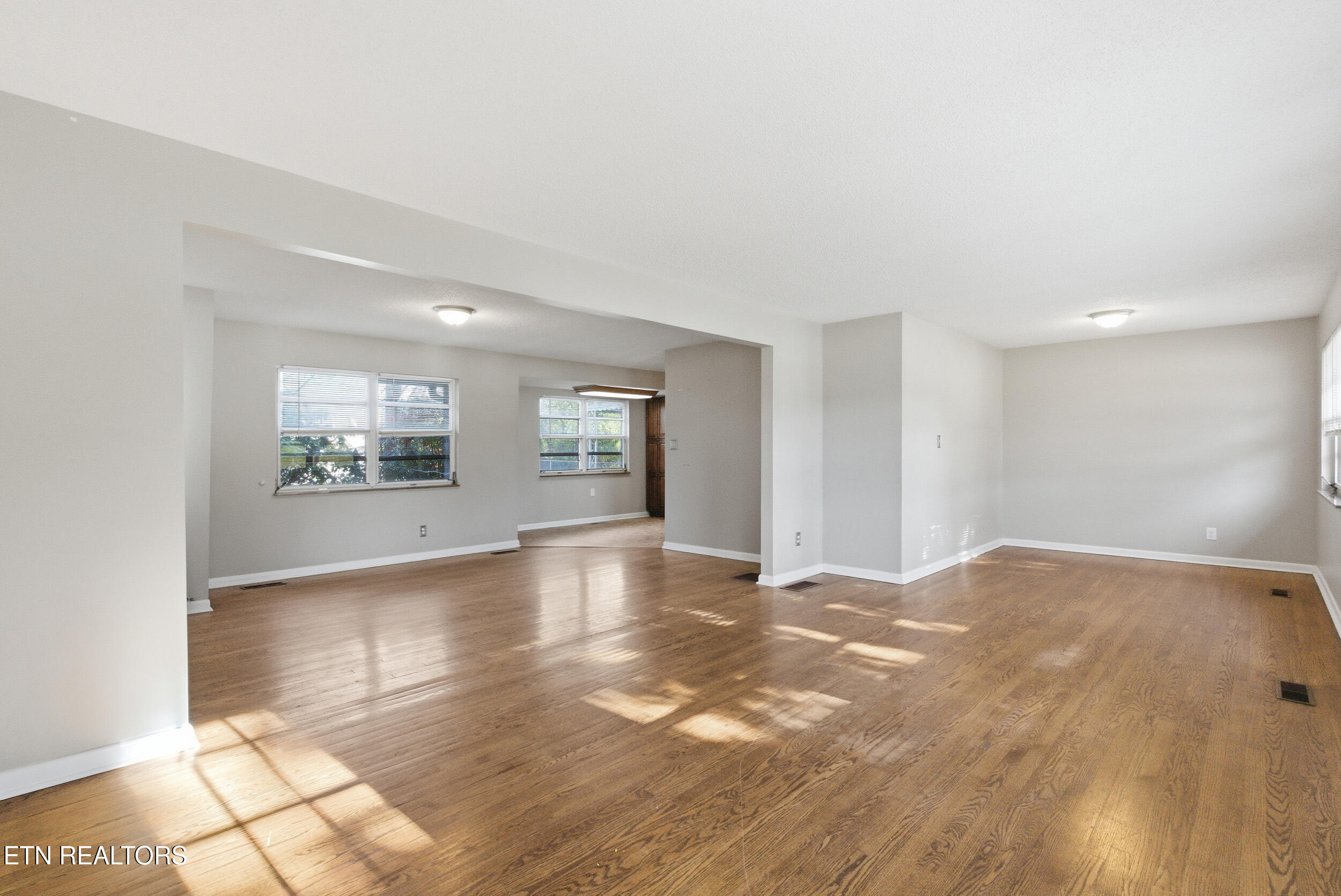 3801 NE Devon Drive Knoxville TN 37918