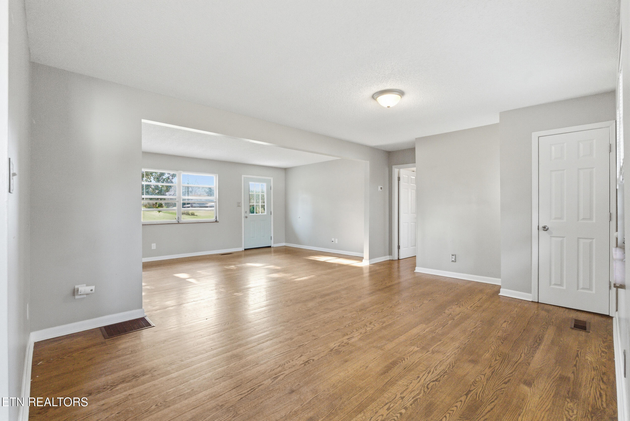 3801 NE Devon Drive Knoxville TN 37918
