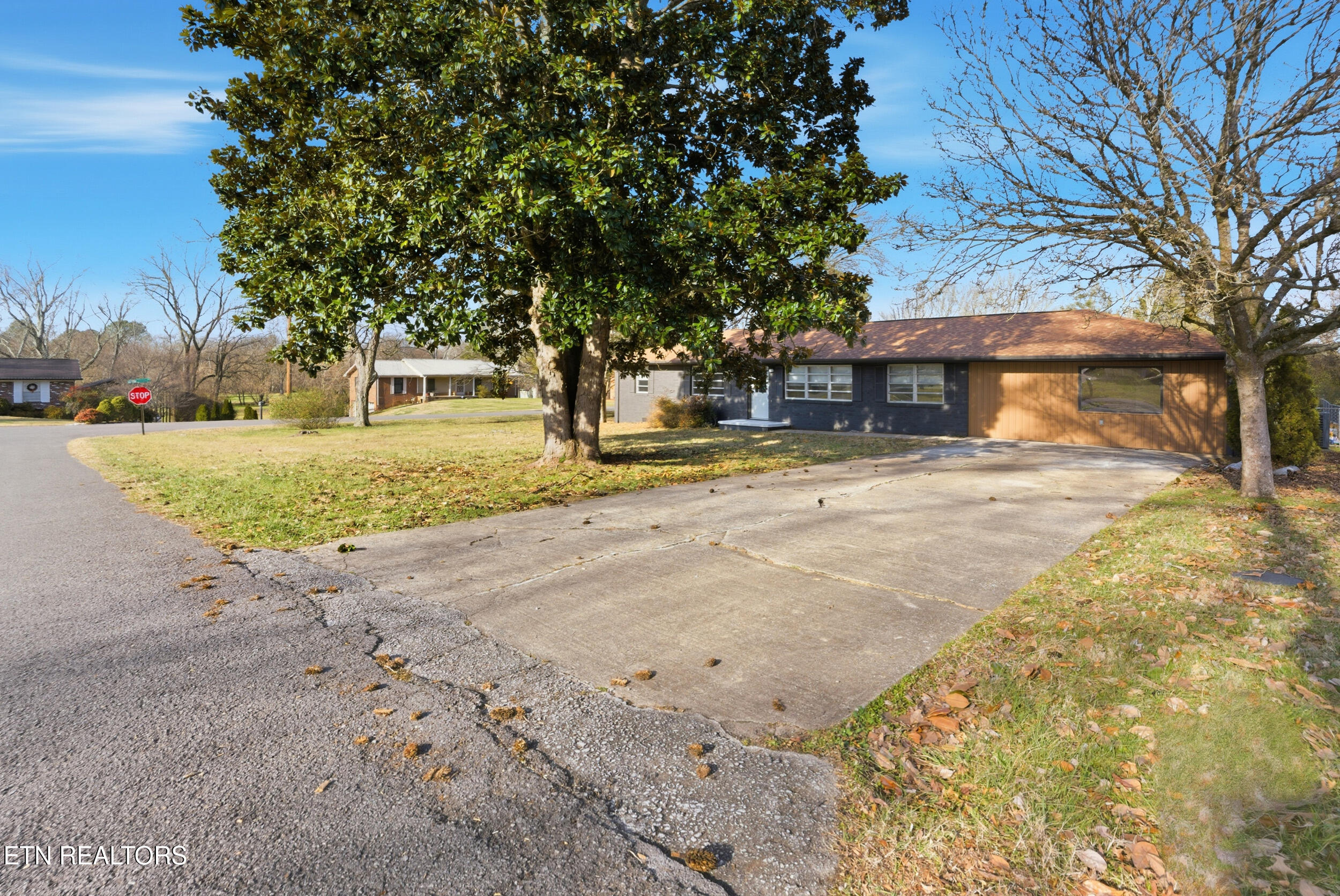 3801 NE Devon Drive Knoxville TN 37918