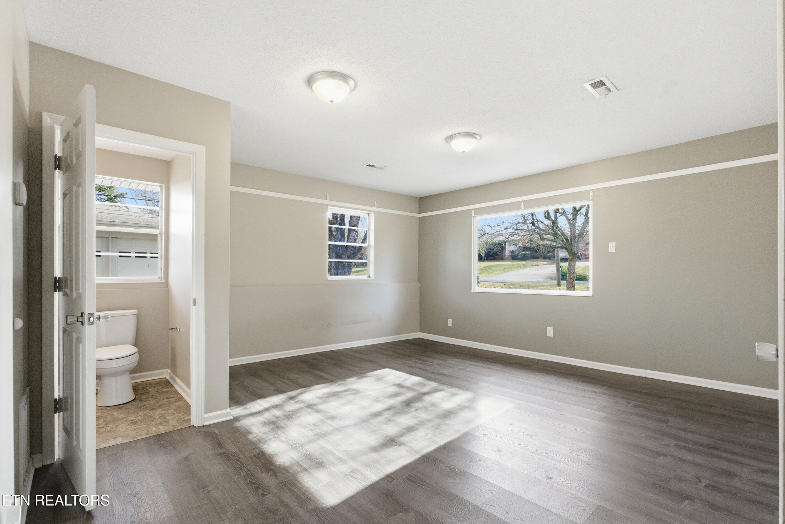 3801 NE Devon Drive Knoxville TN 37918