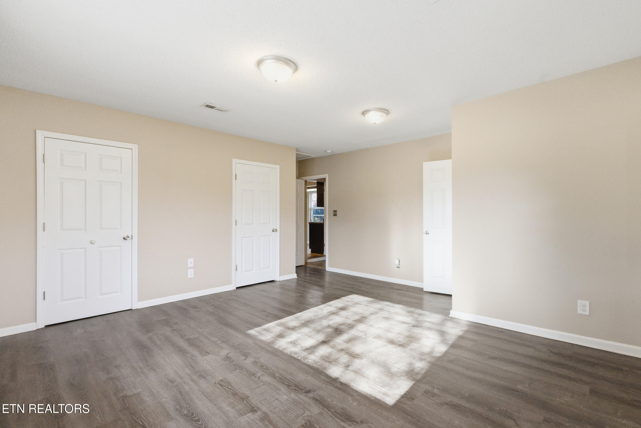 3801 NE Devon Drive Knoxville TN 37918