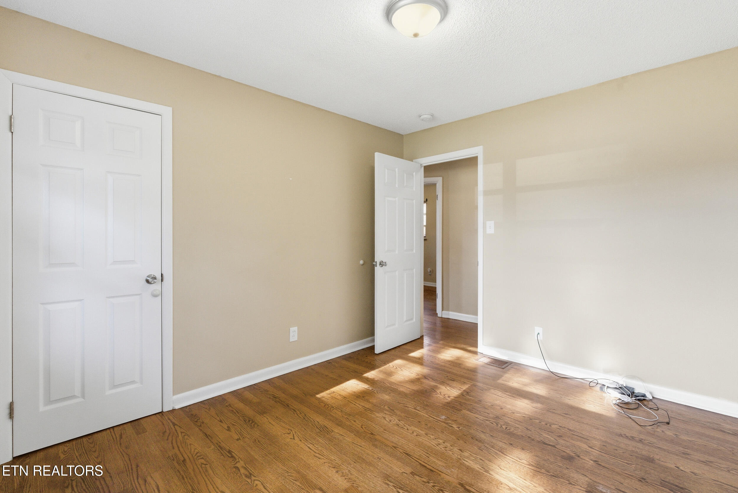 3801 NE Devon Drive Knoxville TN 37918