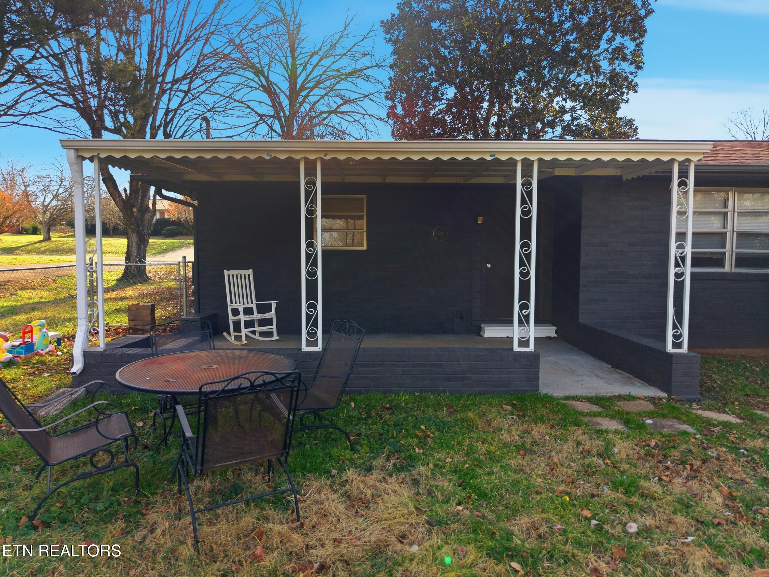 3801 NE Devon Drive Knoxville TN 37918