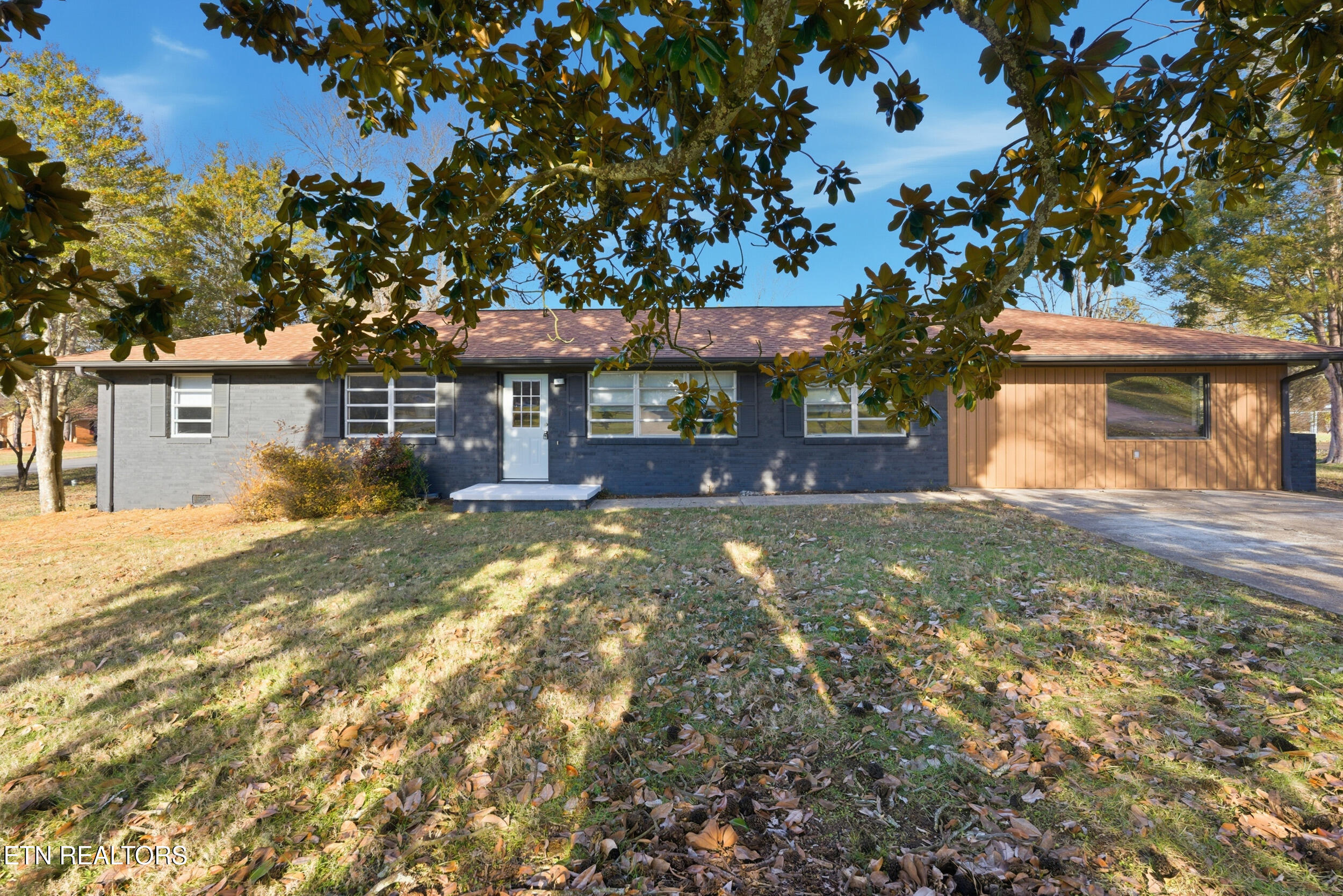 3801 NE Devon Drive Knoxville TN 37918