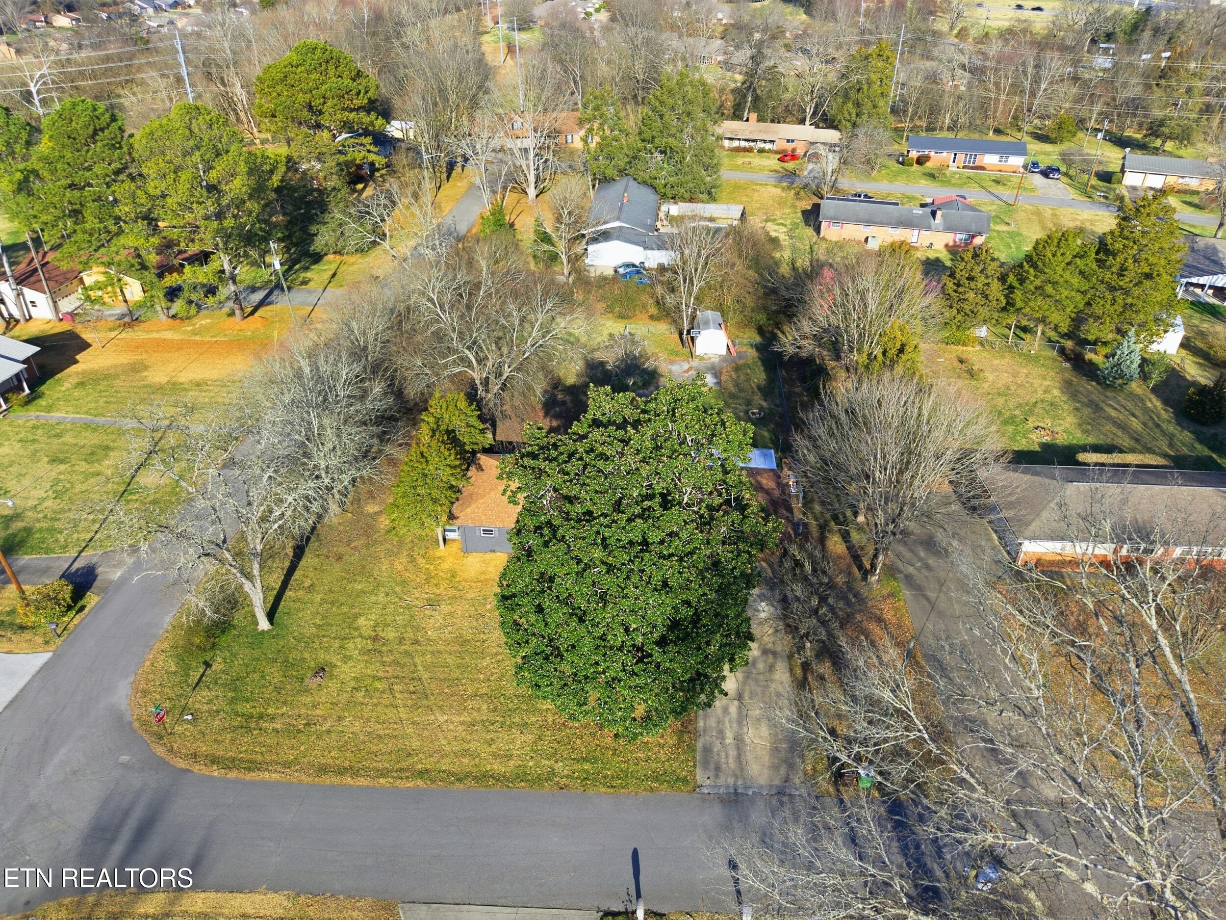 3801 NE Devon Drive Knoxville TN 37918