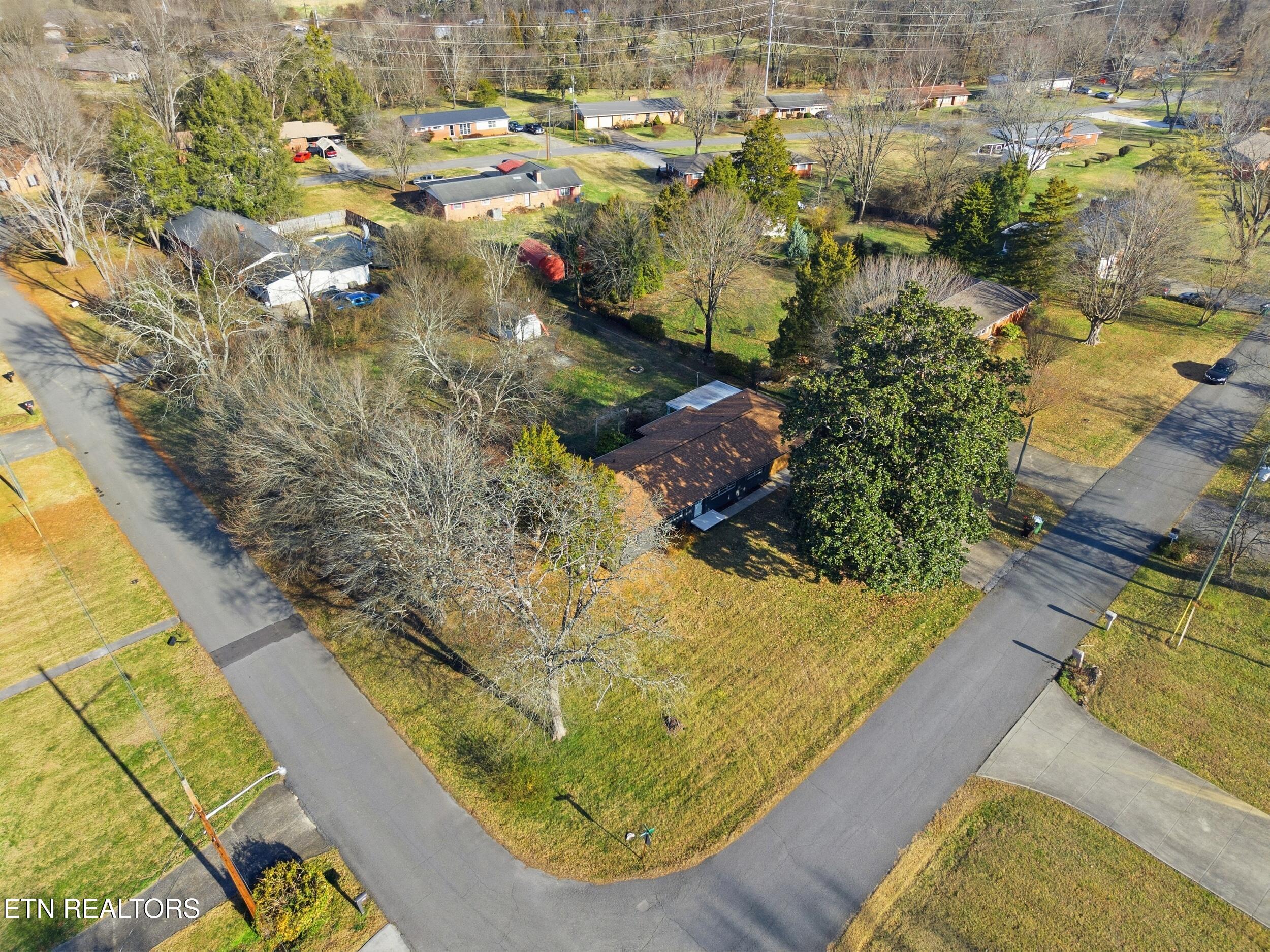3801 NE Devon Drive Knoxville TN 37918