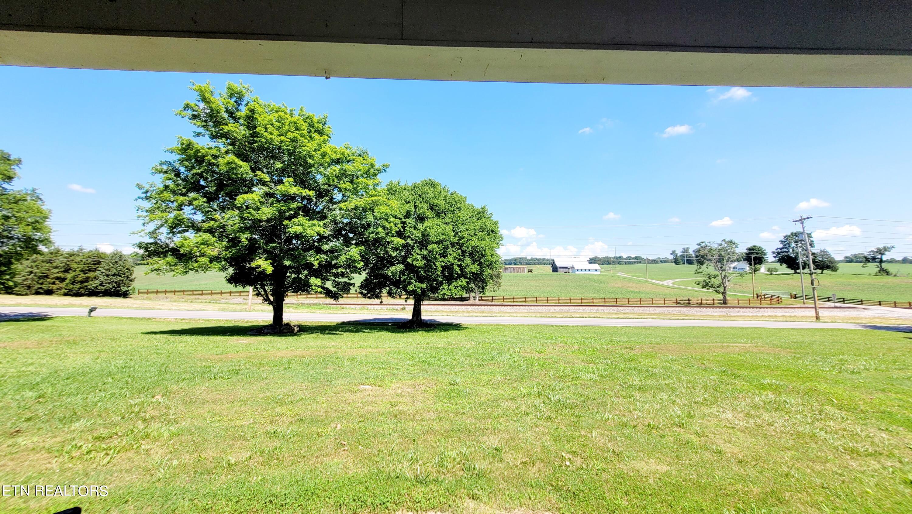 24680 Martel Road Lenoir City TN 37772