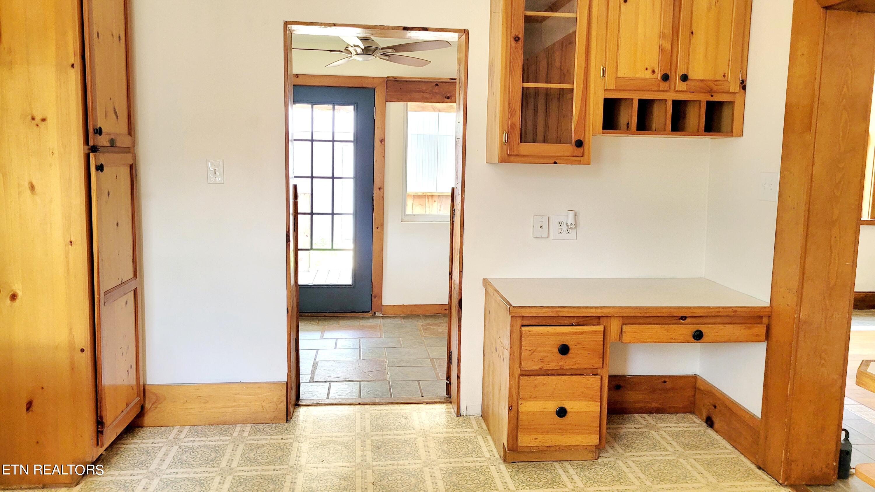 24680 Martel Road Lenoir City TN 37772