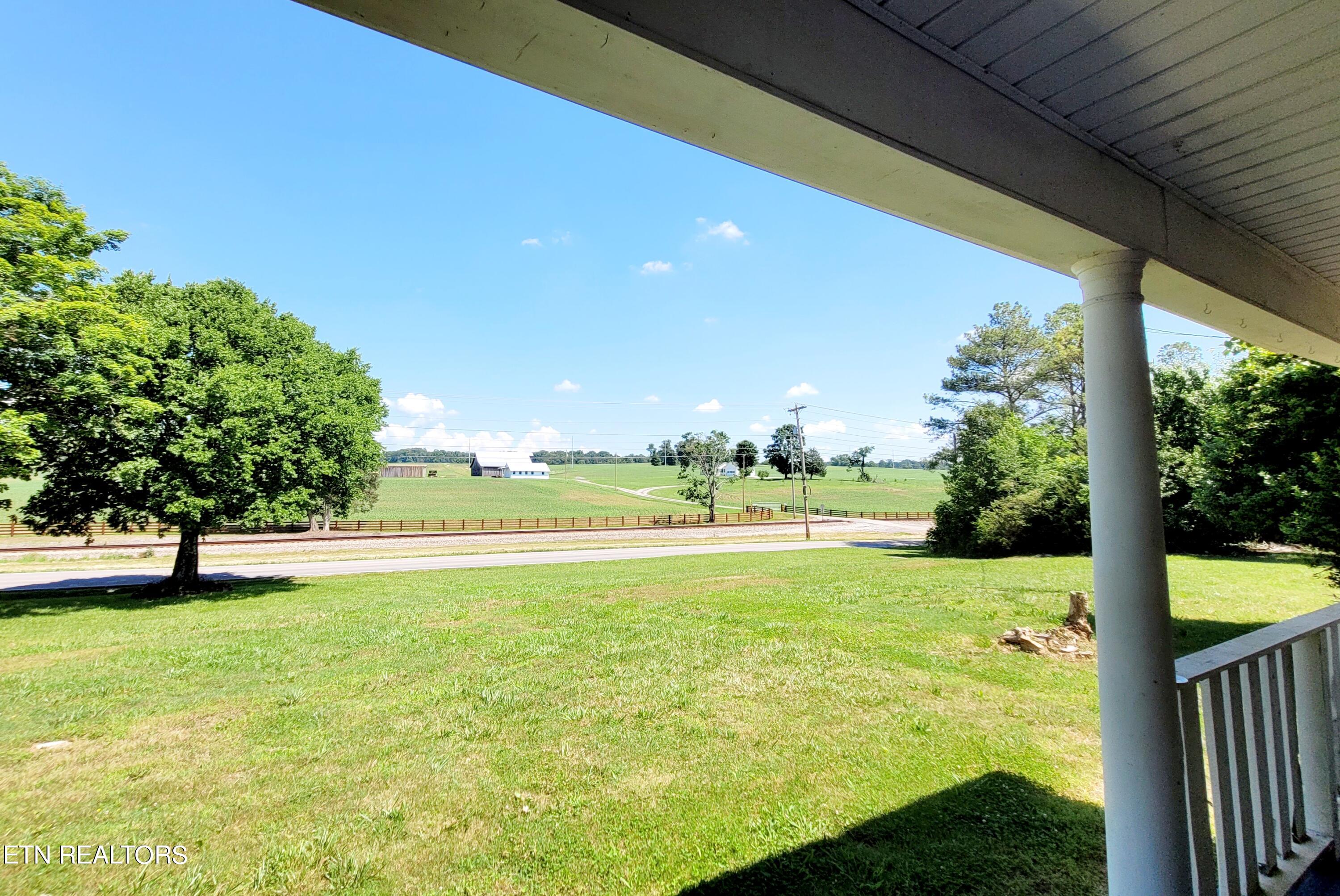 24680 Martel Road Lenoir City TN 37772