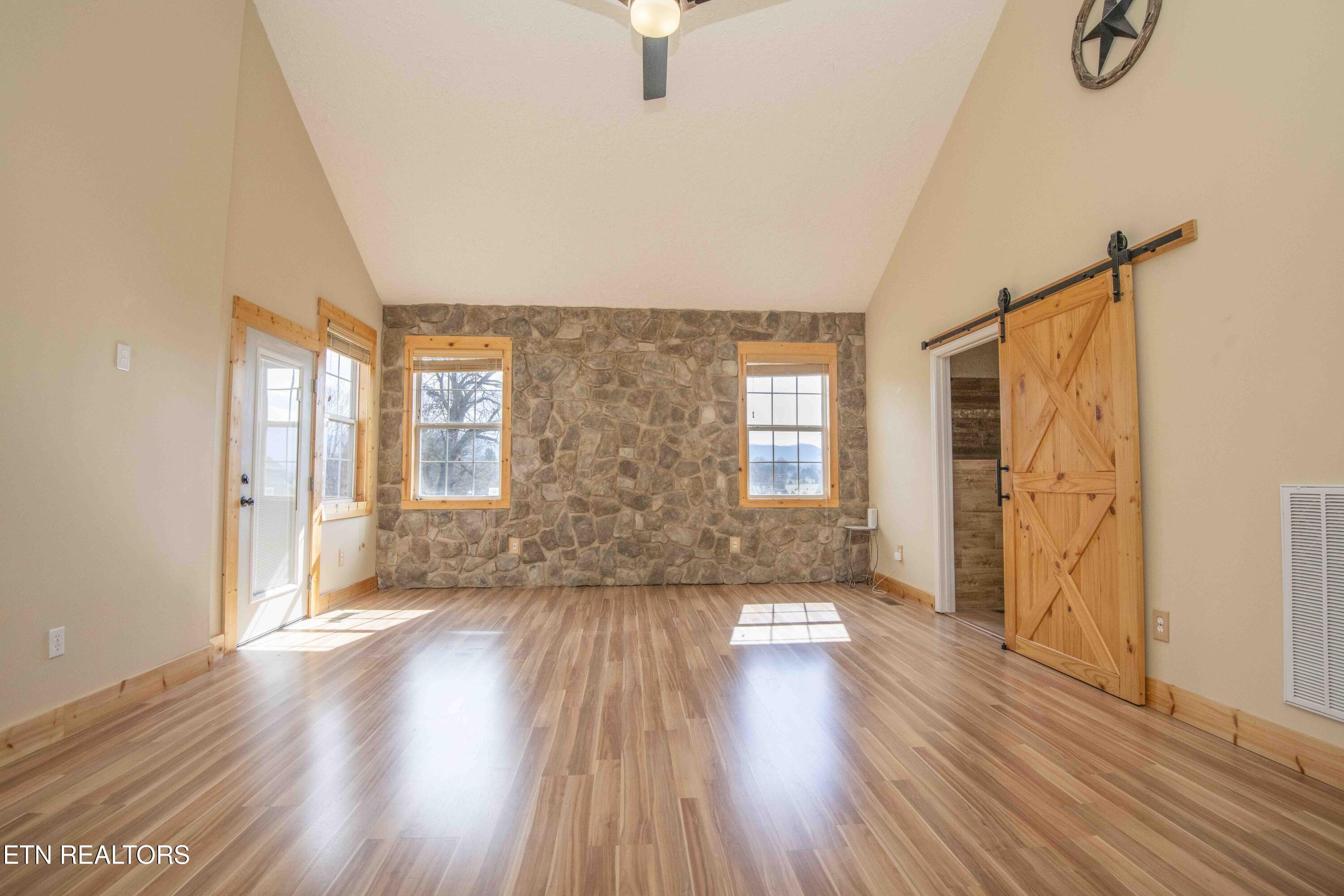 1527 Brahman Lane Seymour TN 37865