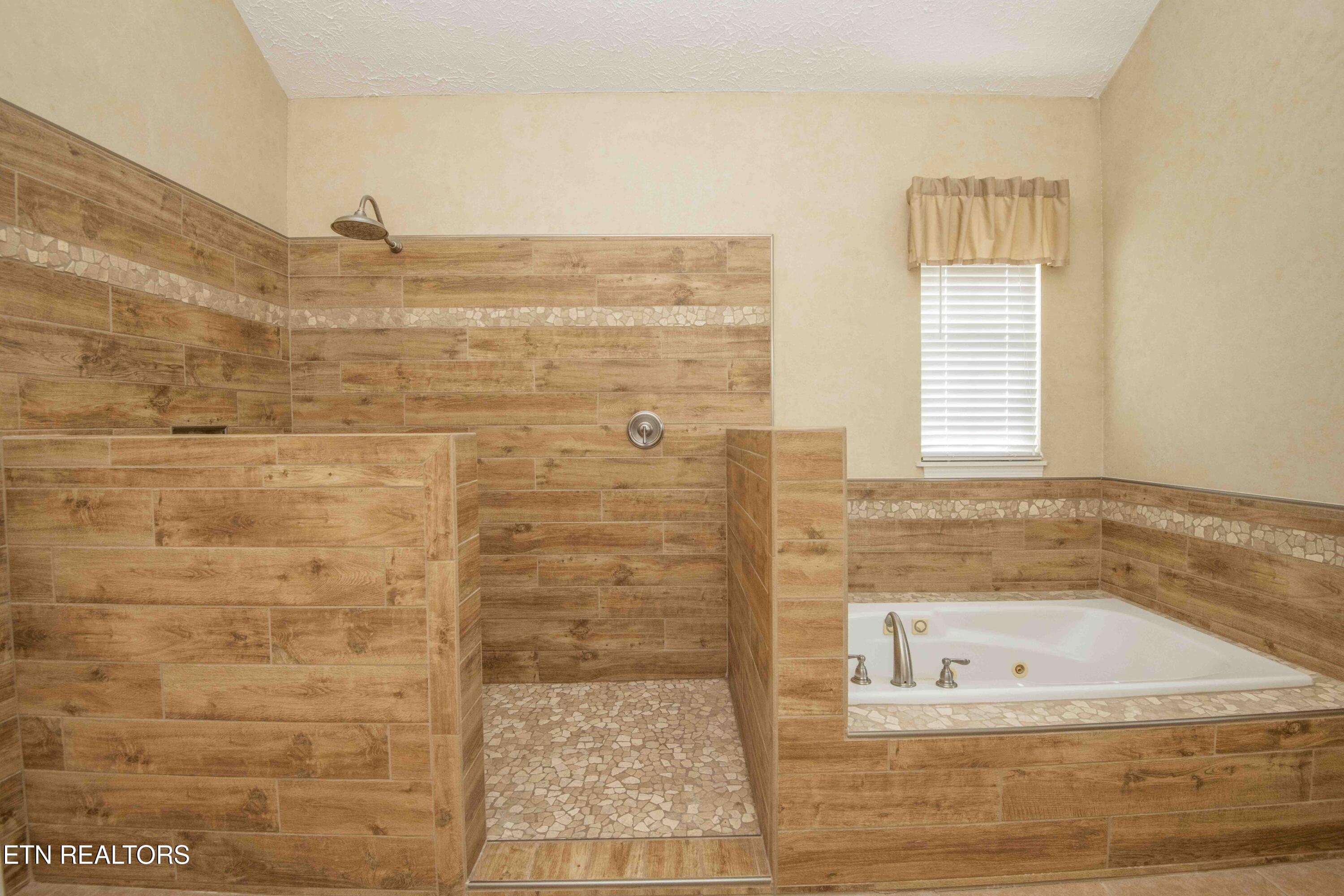 1527 Brahman Lane Seymour TN 37865