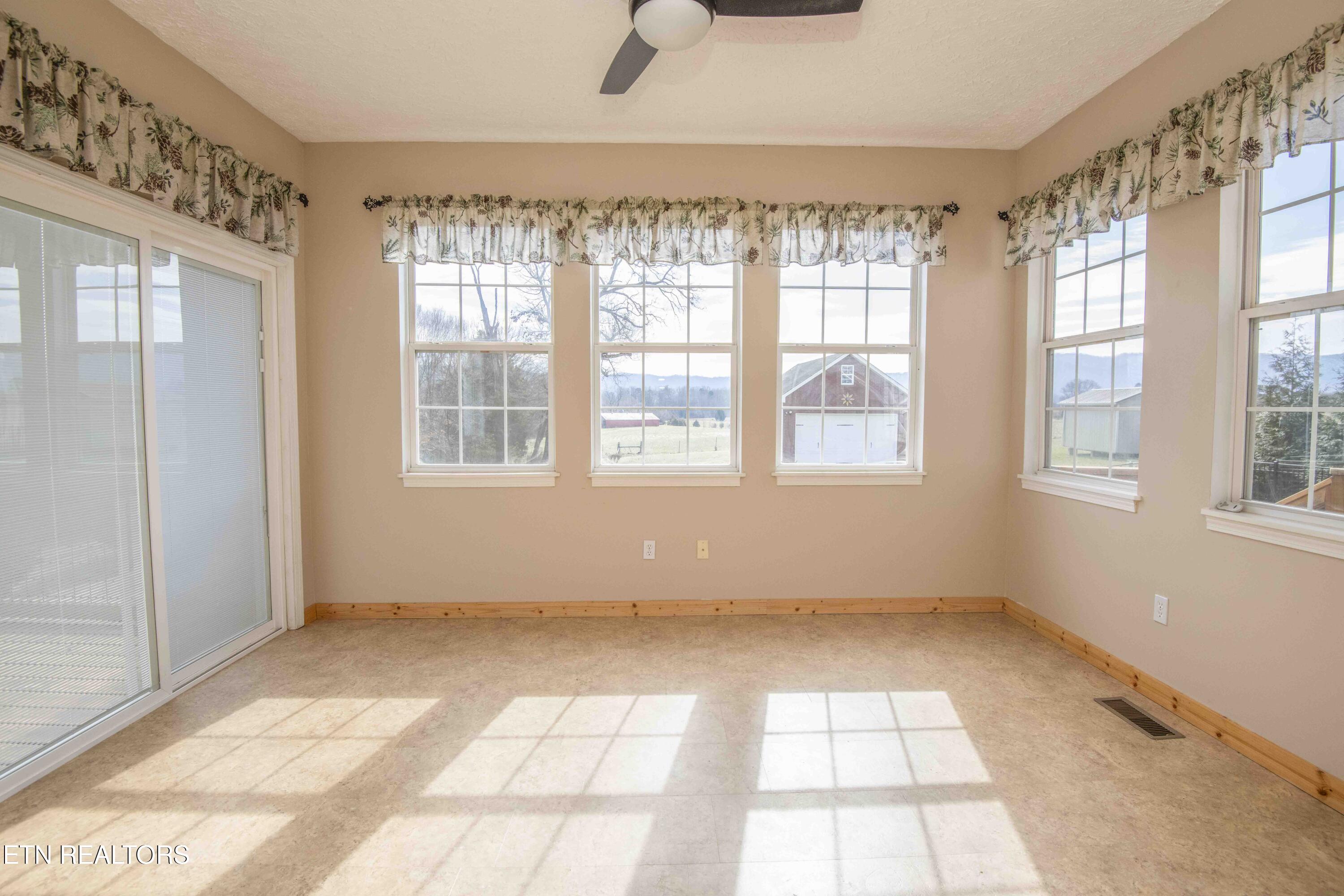 1527 Brahman Lane Seymour TN 37865